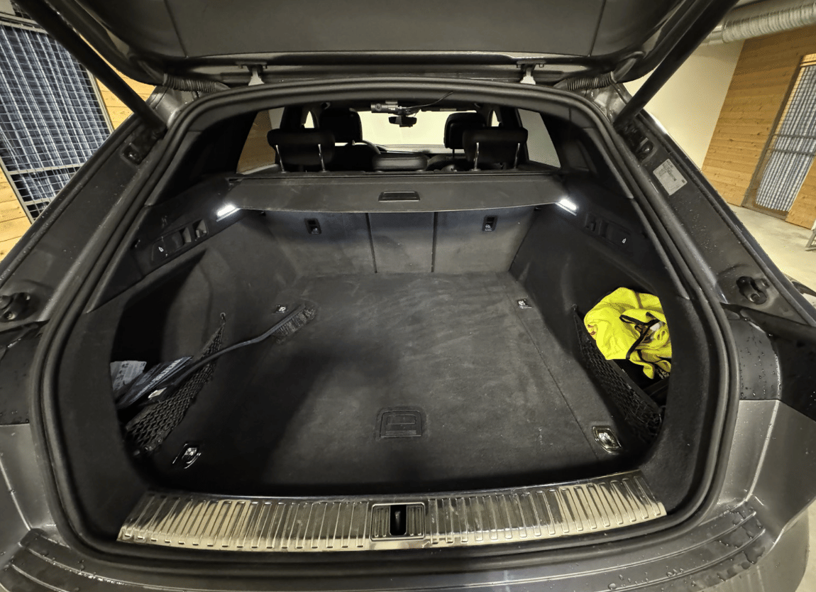 Audi e-tron Quattro Premium 55 met Vierwielaandrijving