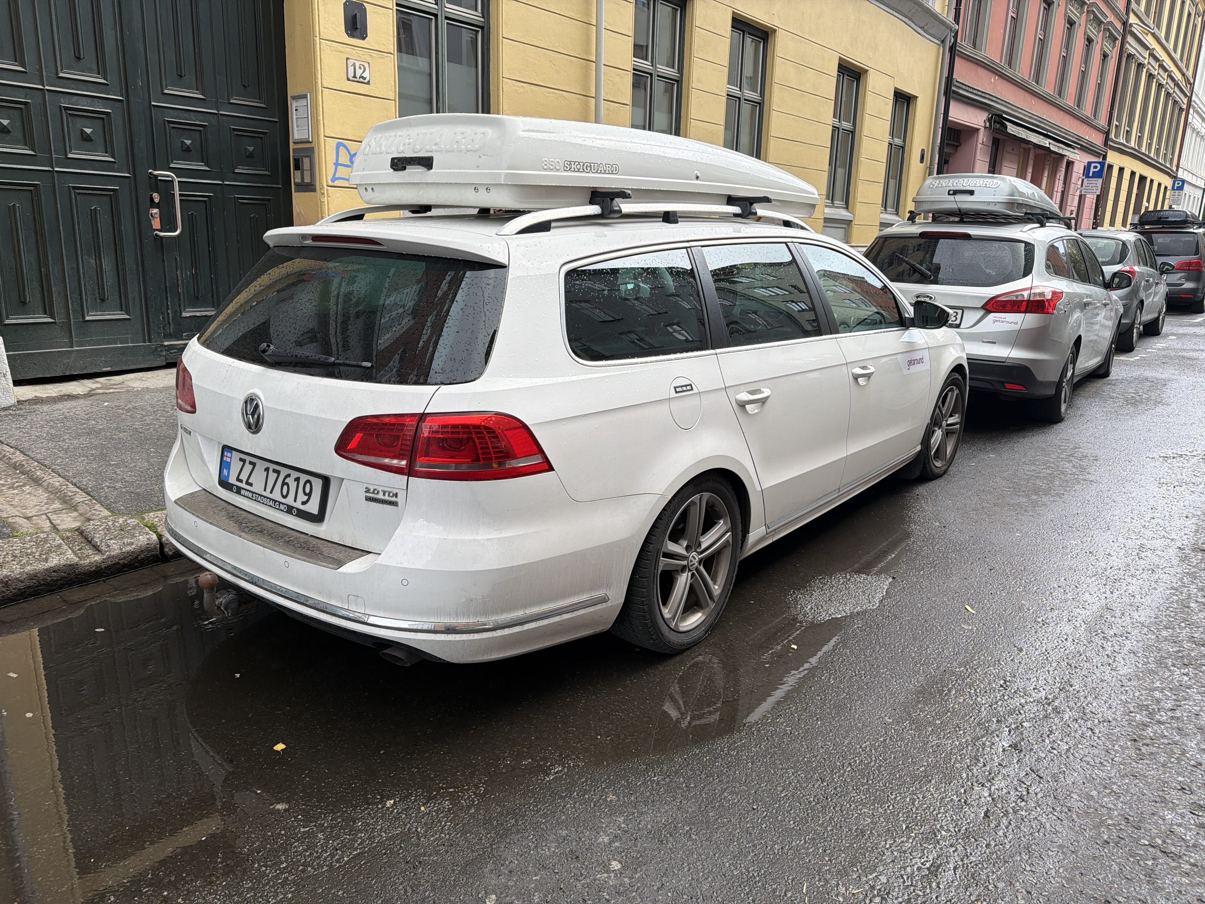 Volkswagen Passat 2.0T R-Line with GPS
