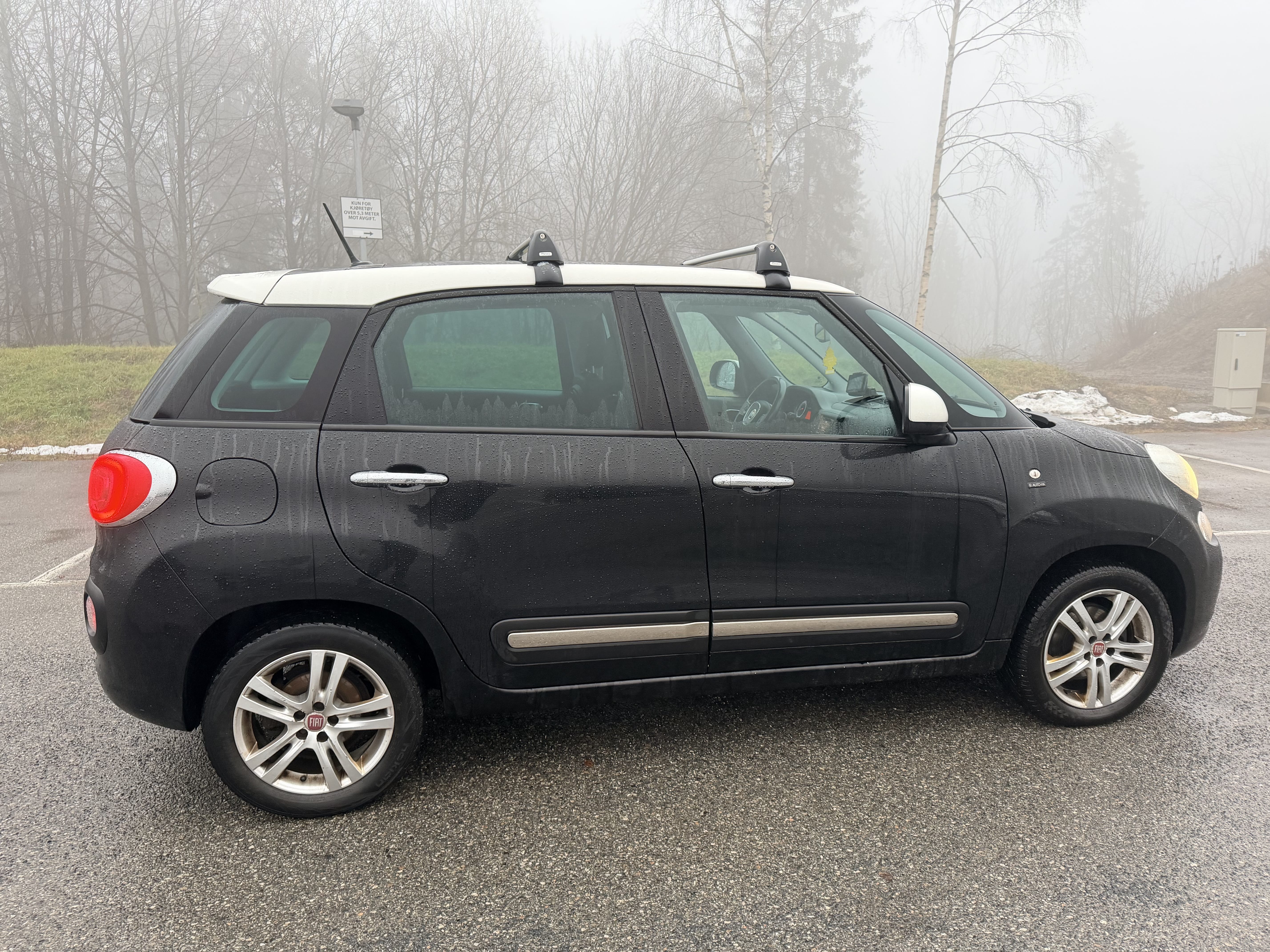 Fiat 500L 1.0 med Bluetooth audio