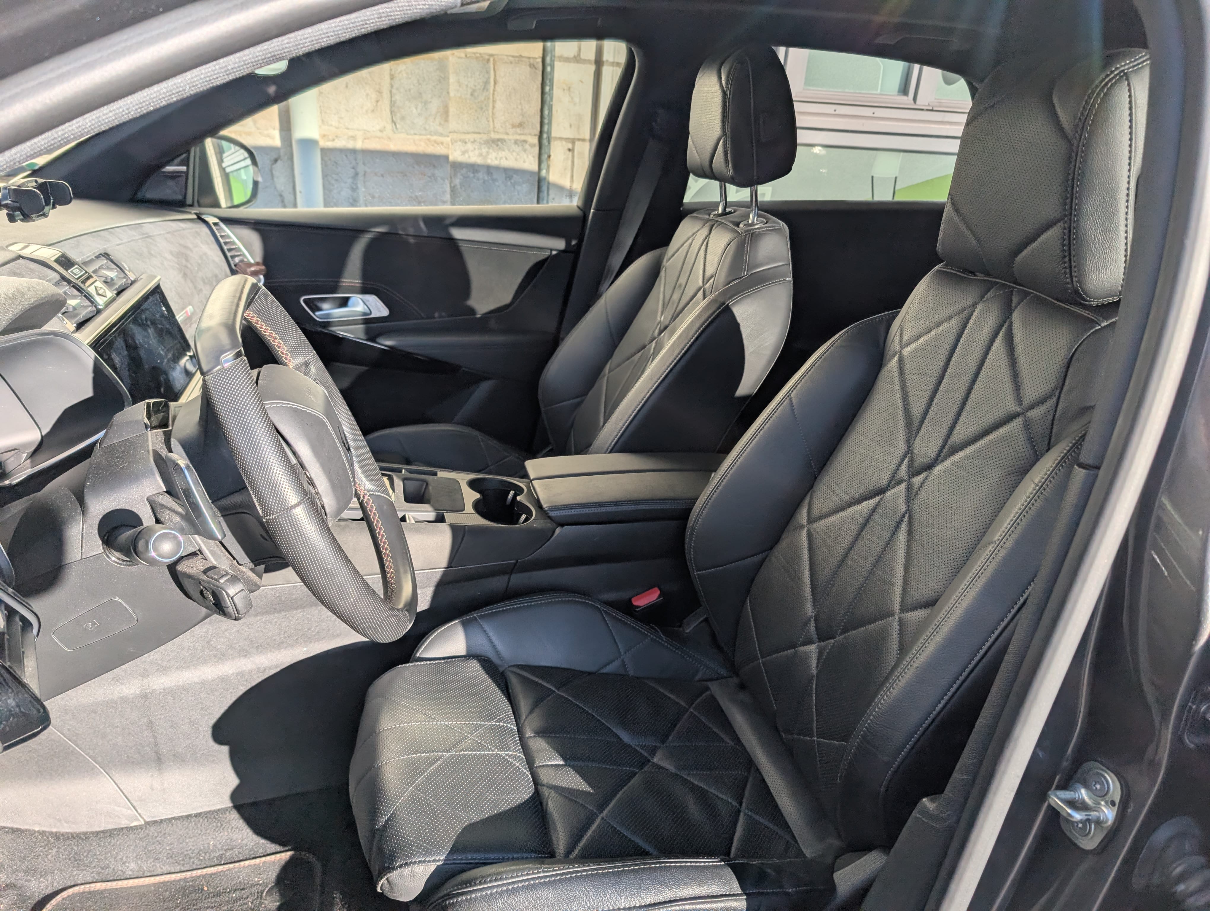 DS 7 E-TENSE avec GPS