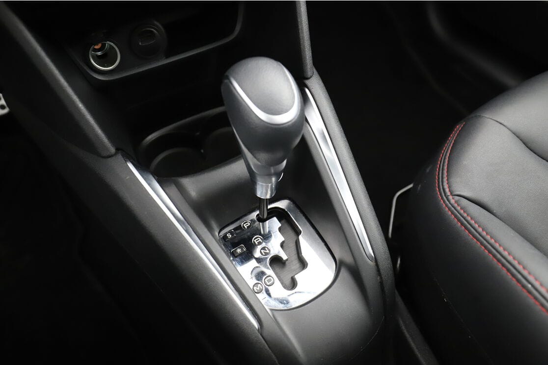 Peugeot 208 avec Entrée audio / iPod