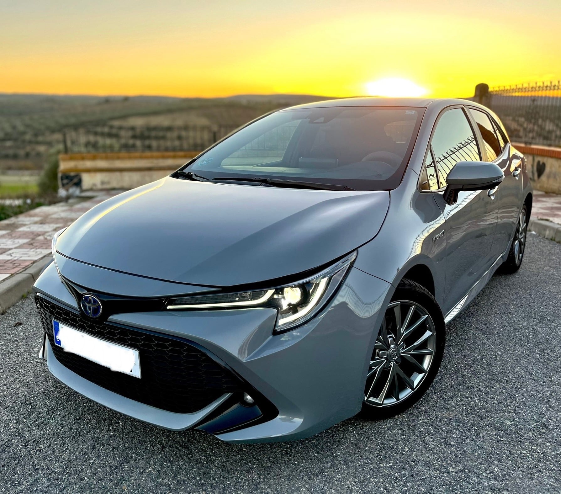 Toyota Corolla Híbrido, 2020, Gasolina 95 / Elektro (Hybrid), Automatik