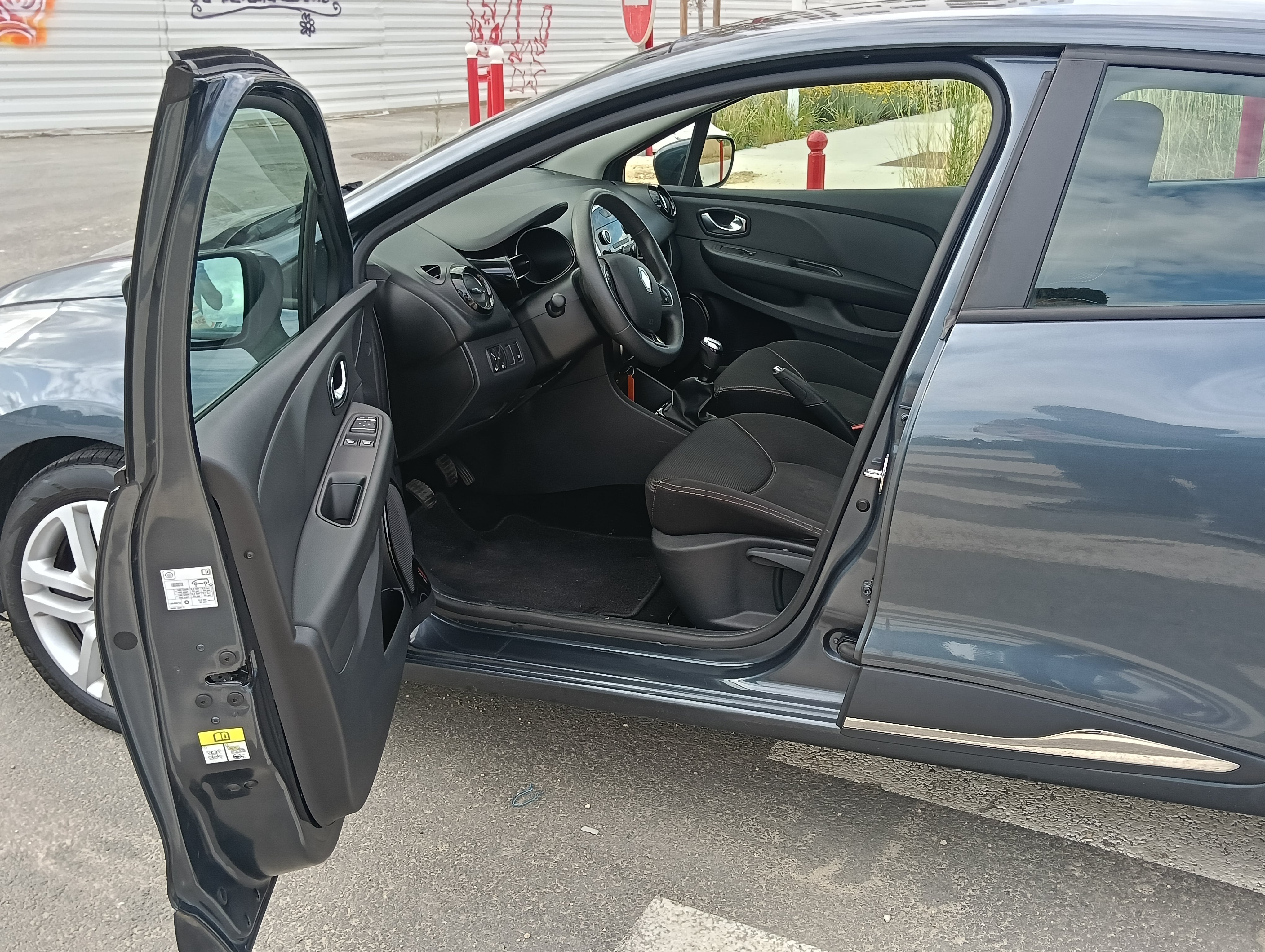 Renault Clio avec Entrée audio / iPod