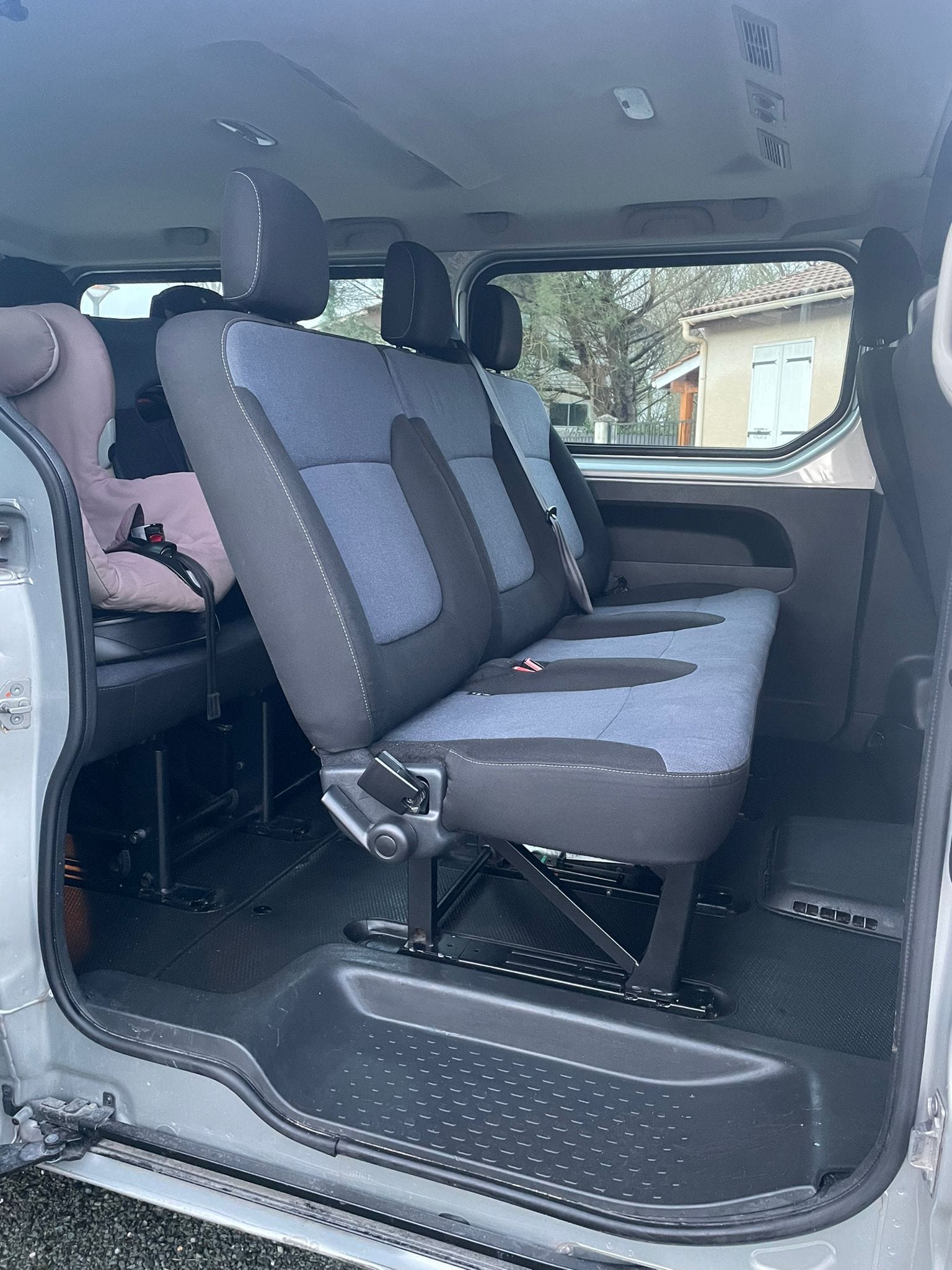 Opel Vivaro avec Audio Bluetooth