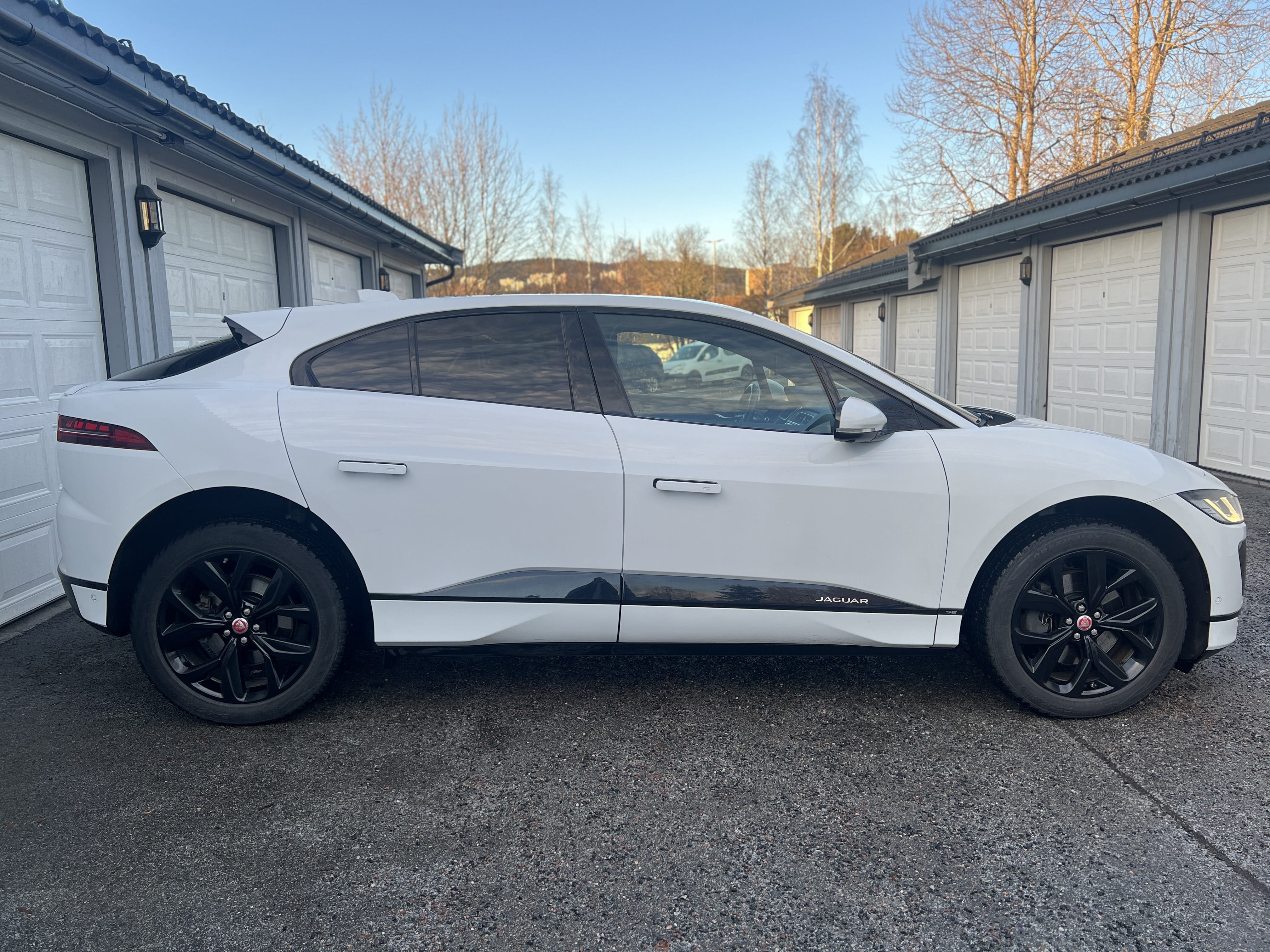 Jaguar I-Pace EV400 SE med Aircondition
