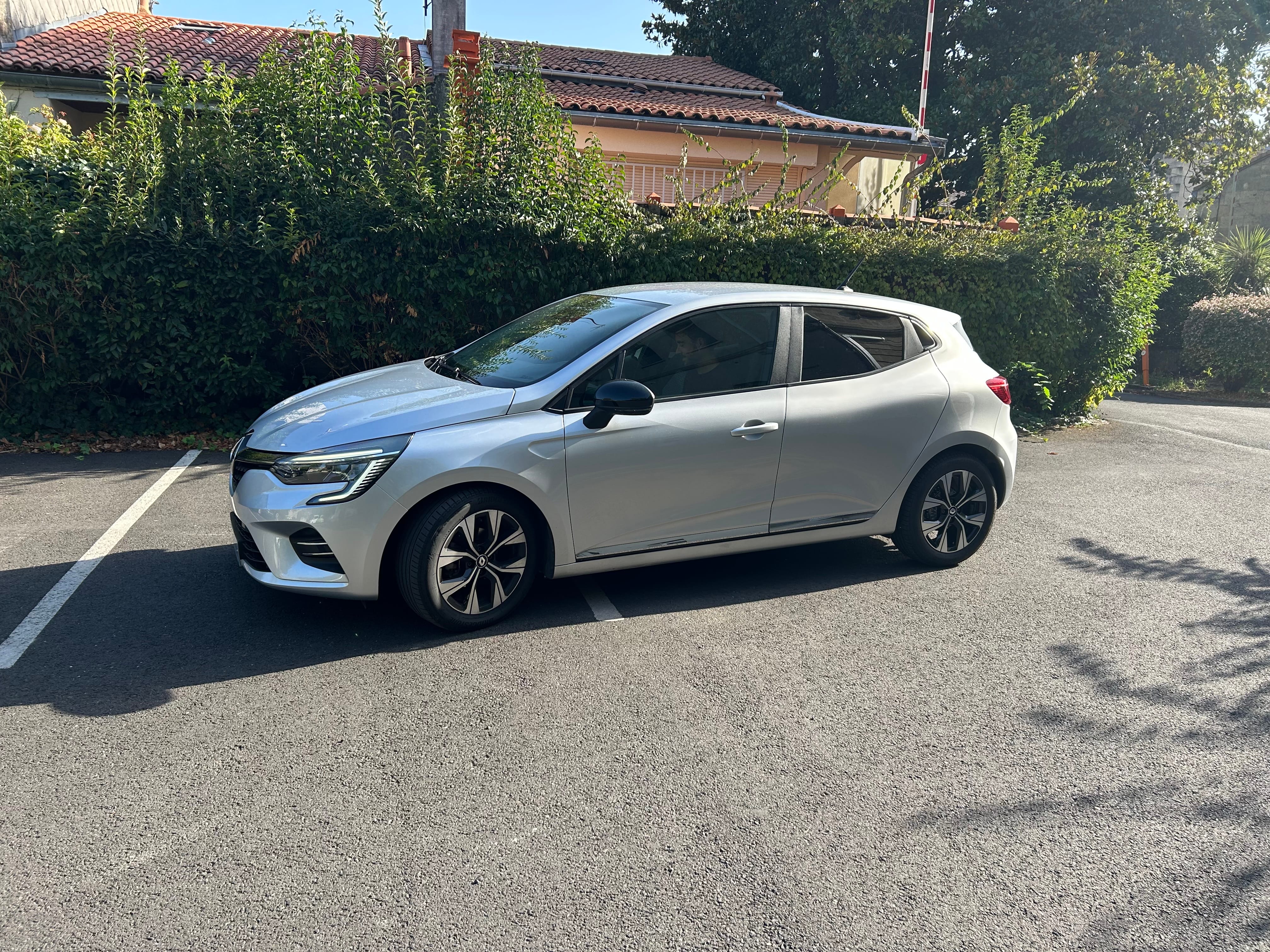 Renault Clio con Aire acondicionado
