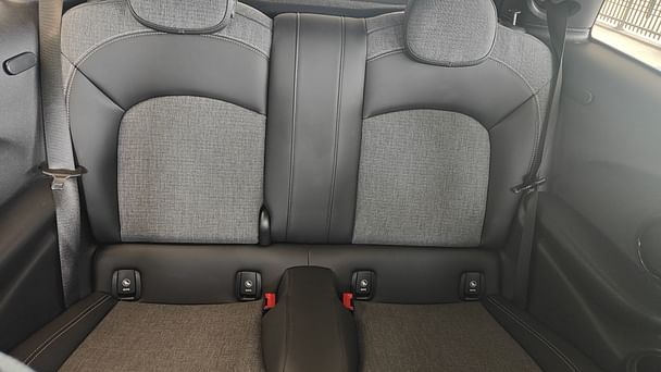 Mini Cooper 3 portes JCW