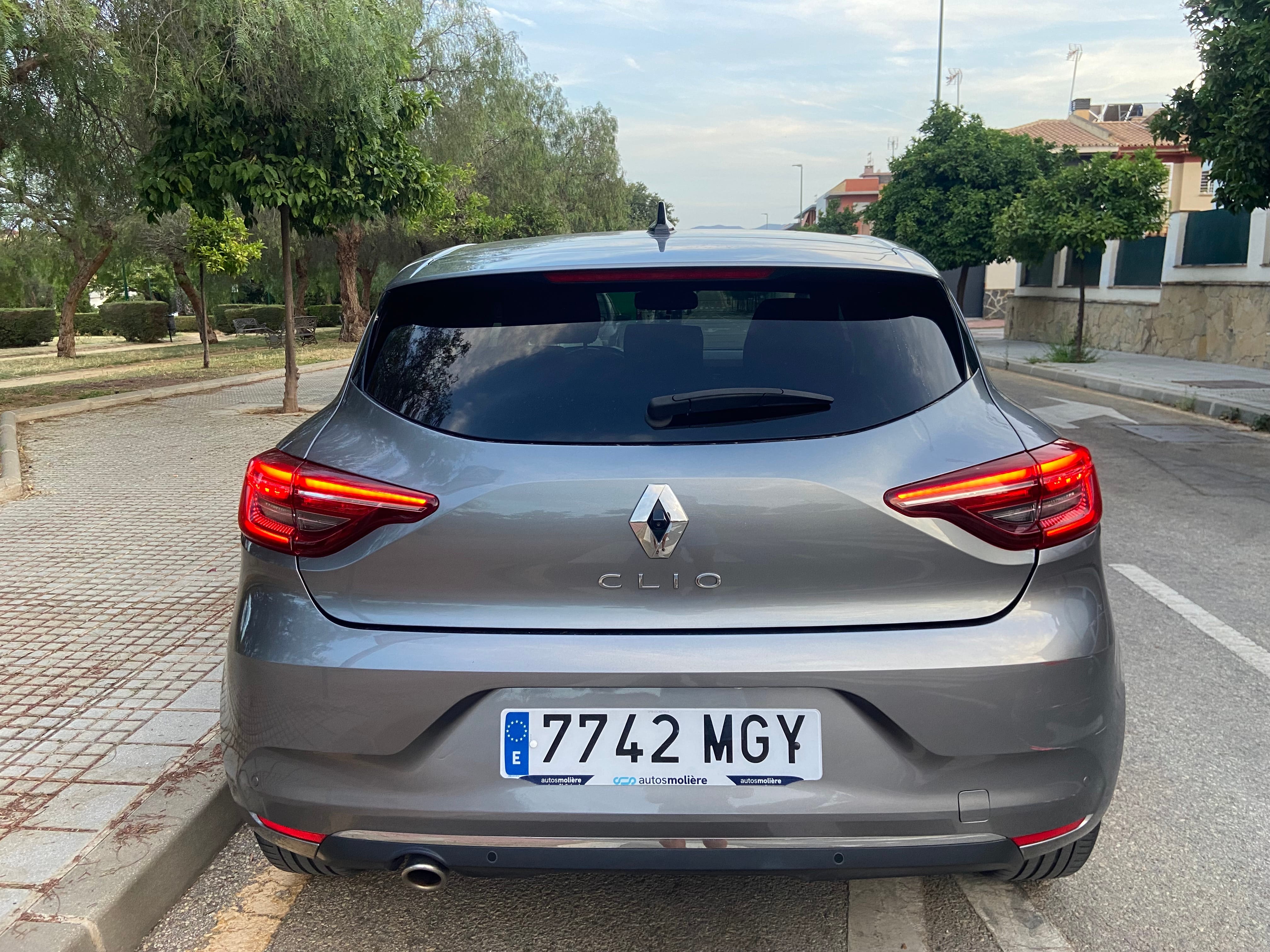 Renault Clio con Aire acondicionado