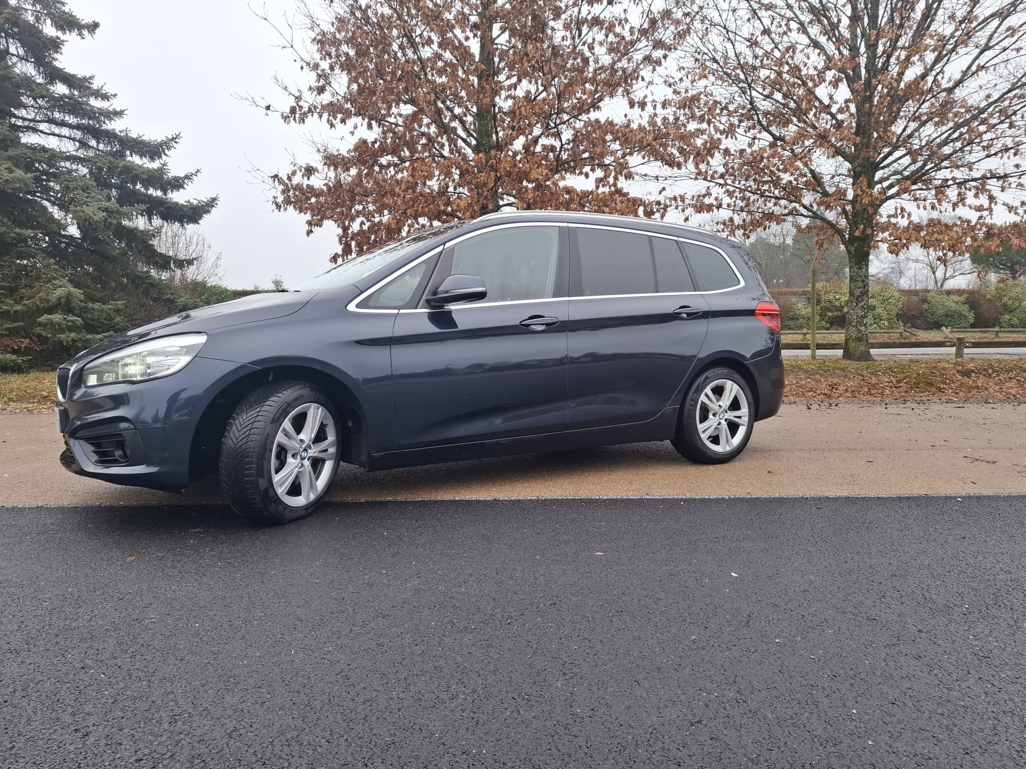 BMW Série 2 Gran Tourer 2.0 190CV avec Climatisation
