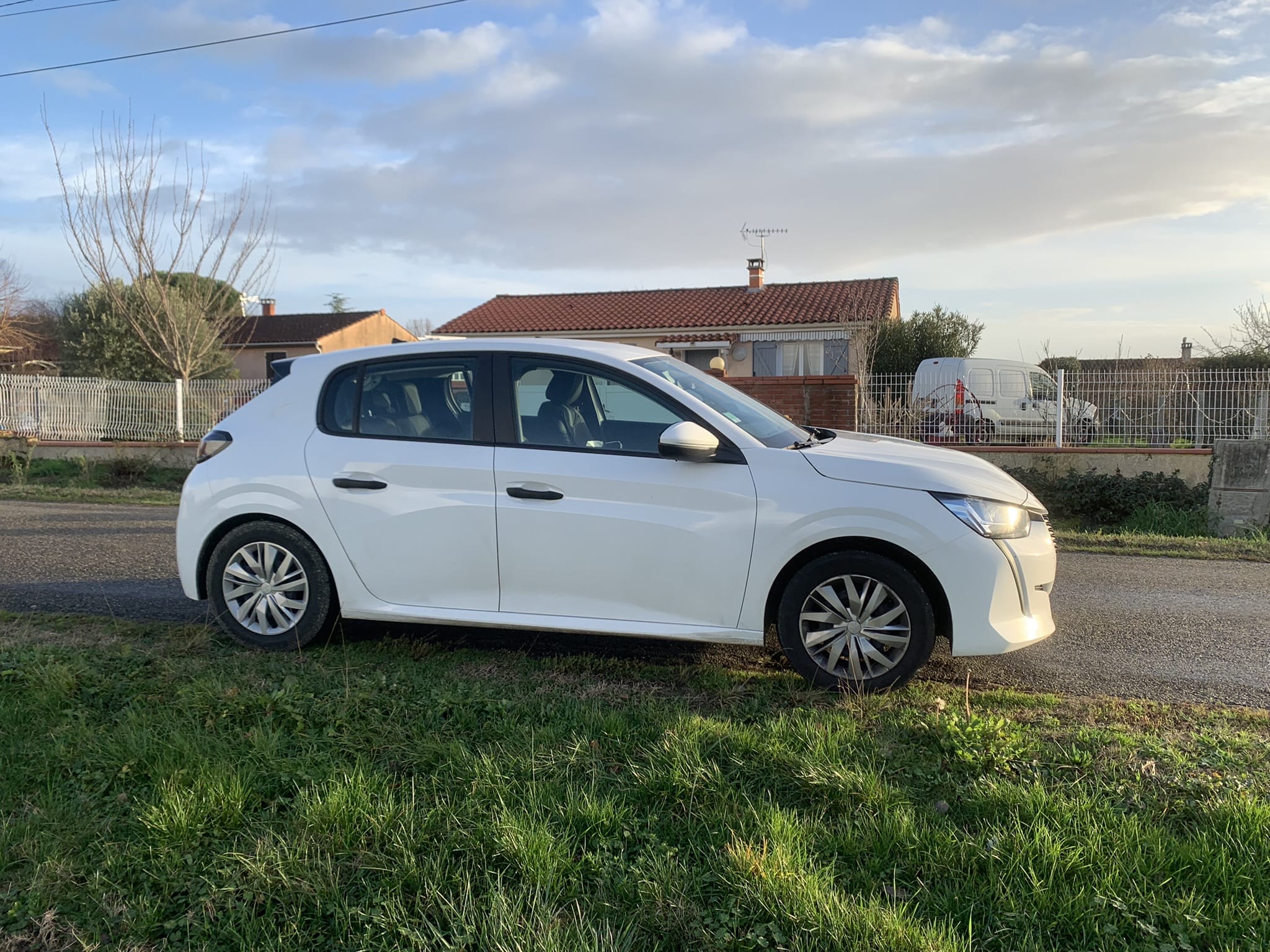 Peugeot 208 avec Climatisation
