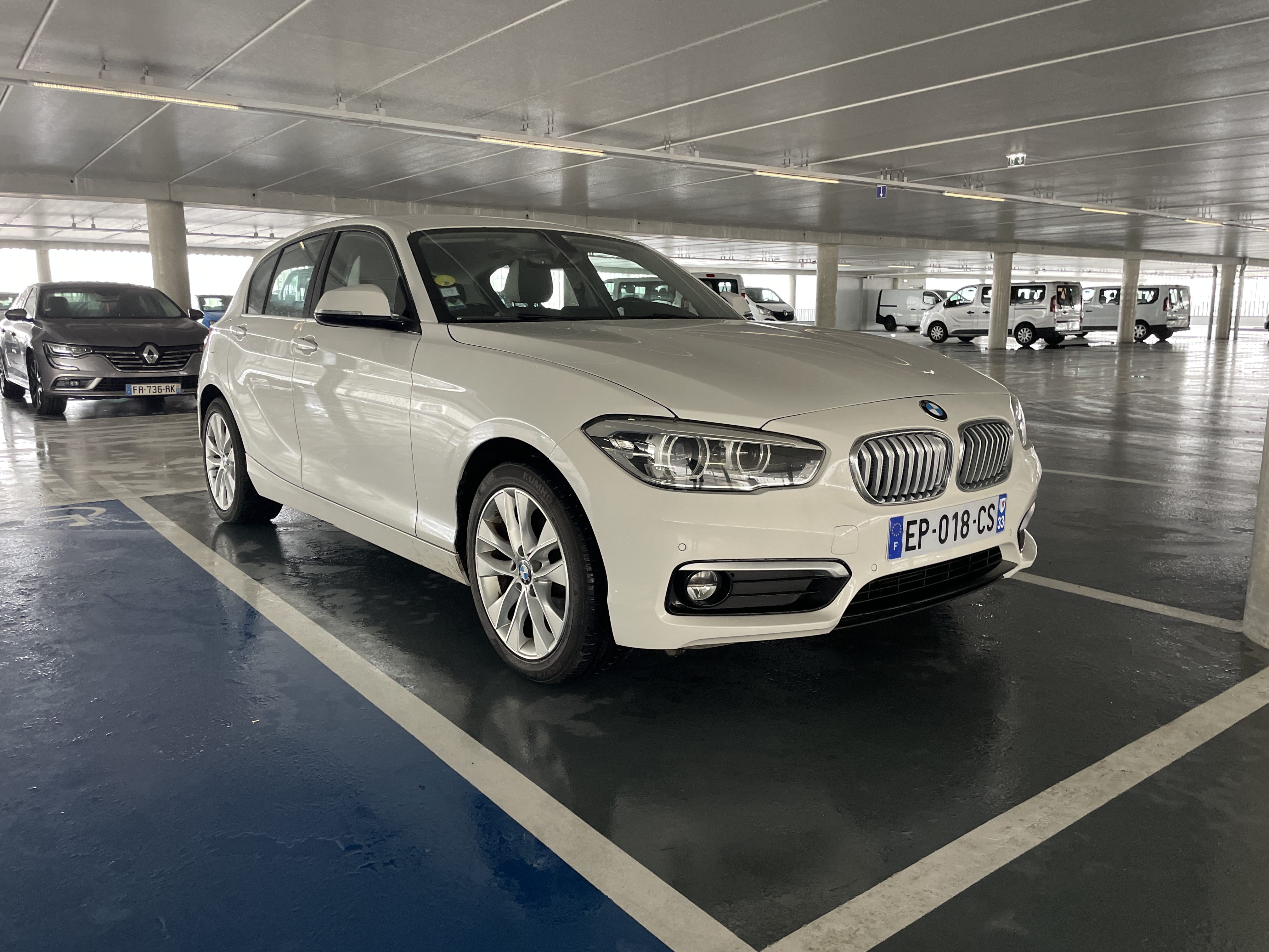 BMW Série 1  Louez la BMW Série 1 Diesel – Sportivité, Luxe & Économie à Bordeaux !, 2017, Diesel