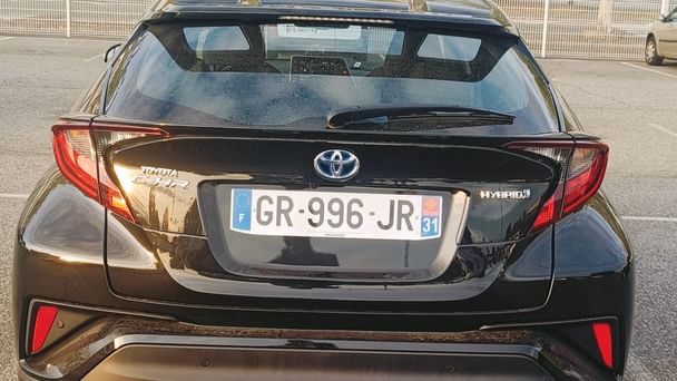 Toyota C-HR avec Entrée audio / iPod