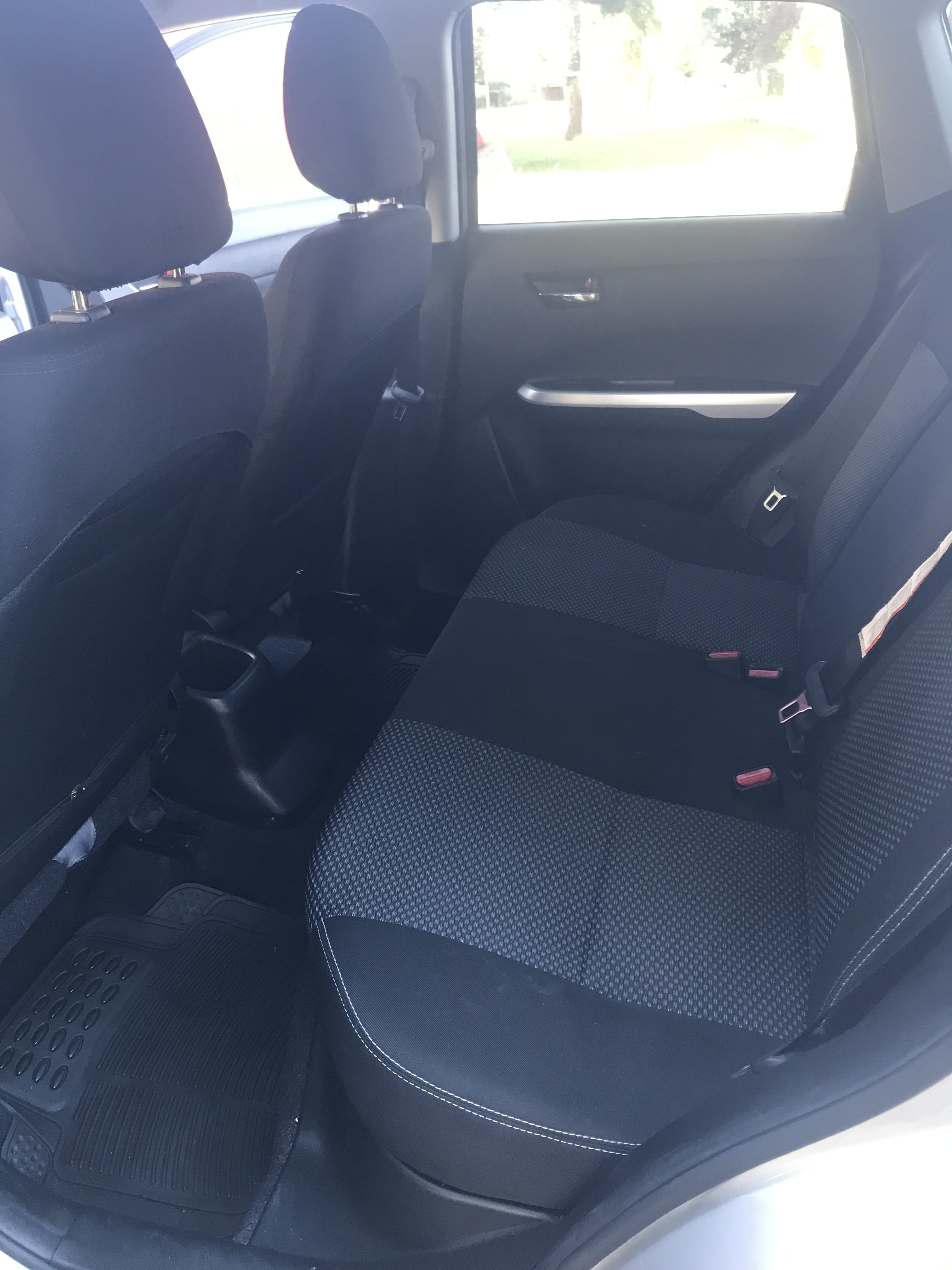 Suzuki Vitara avec Siège bébé