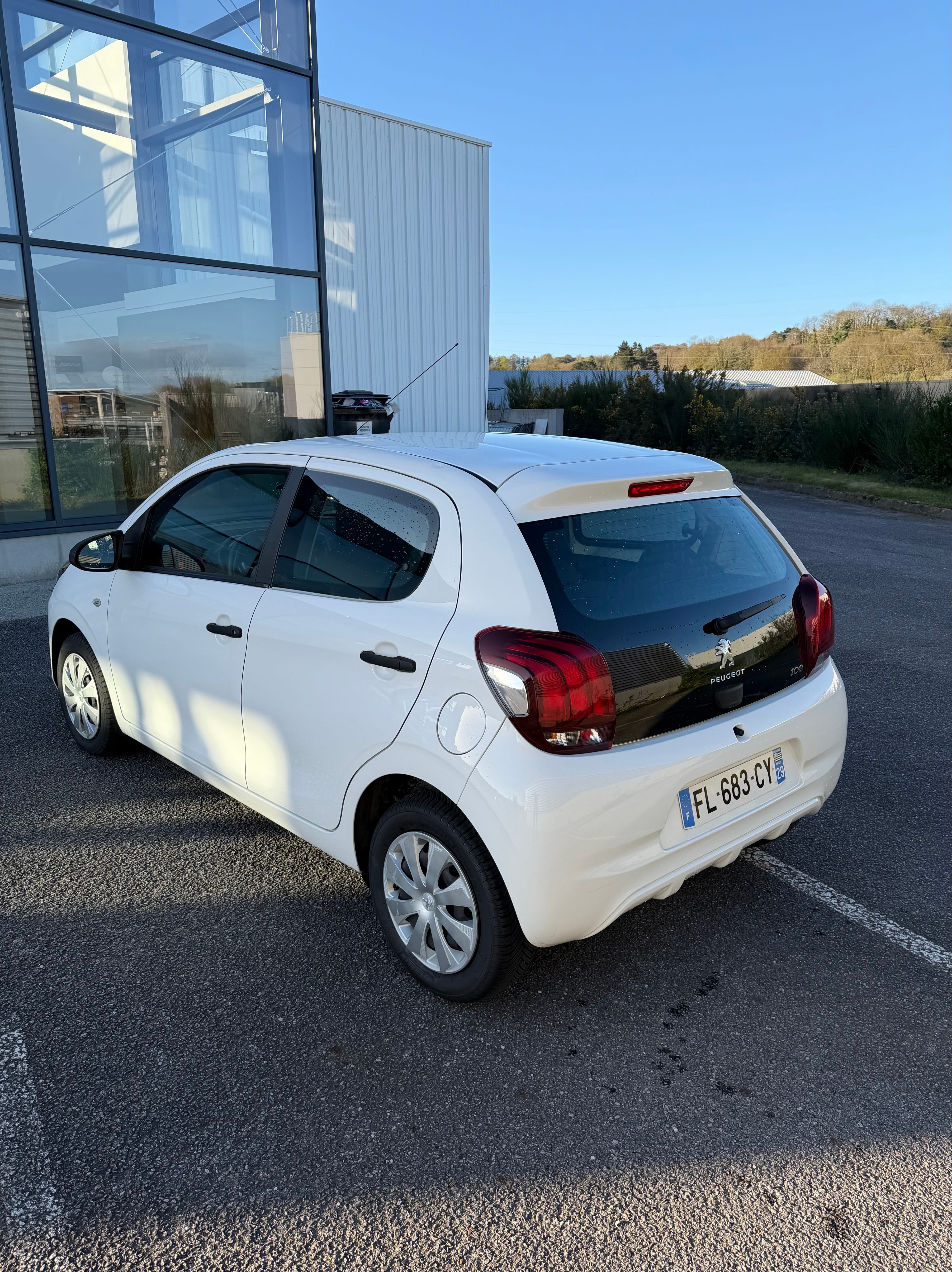 Peugeot 108 avec Port USB