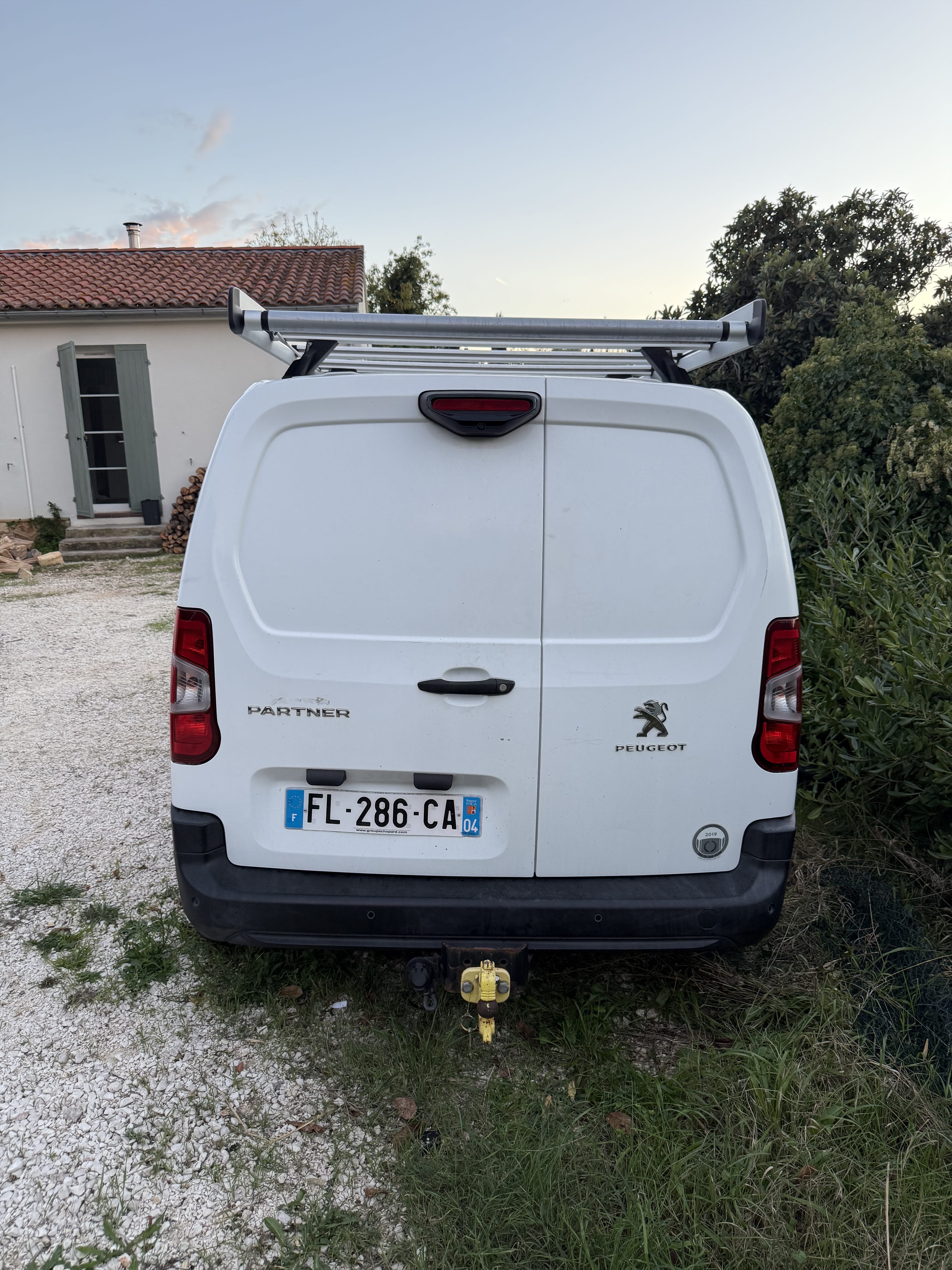 Peugeot Partner avec GPS