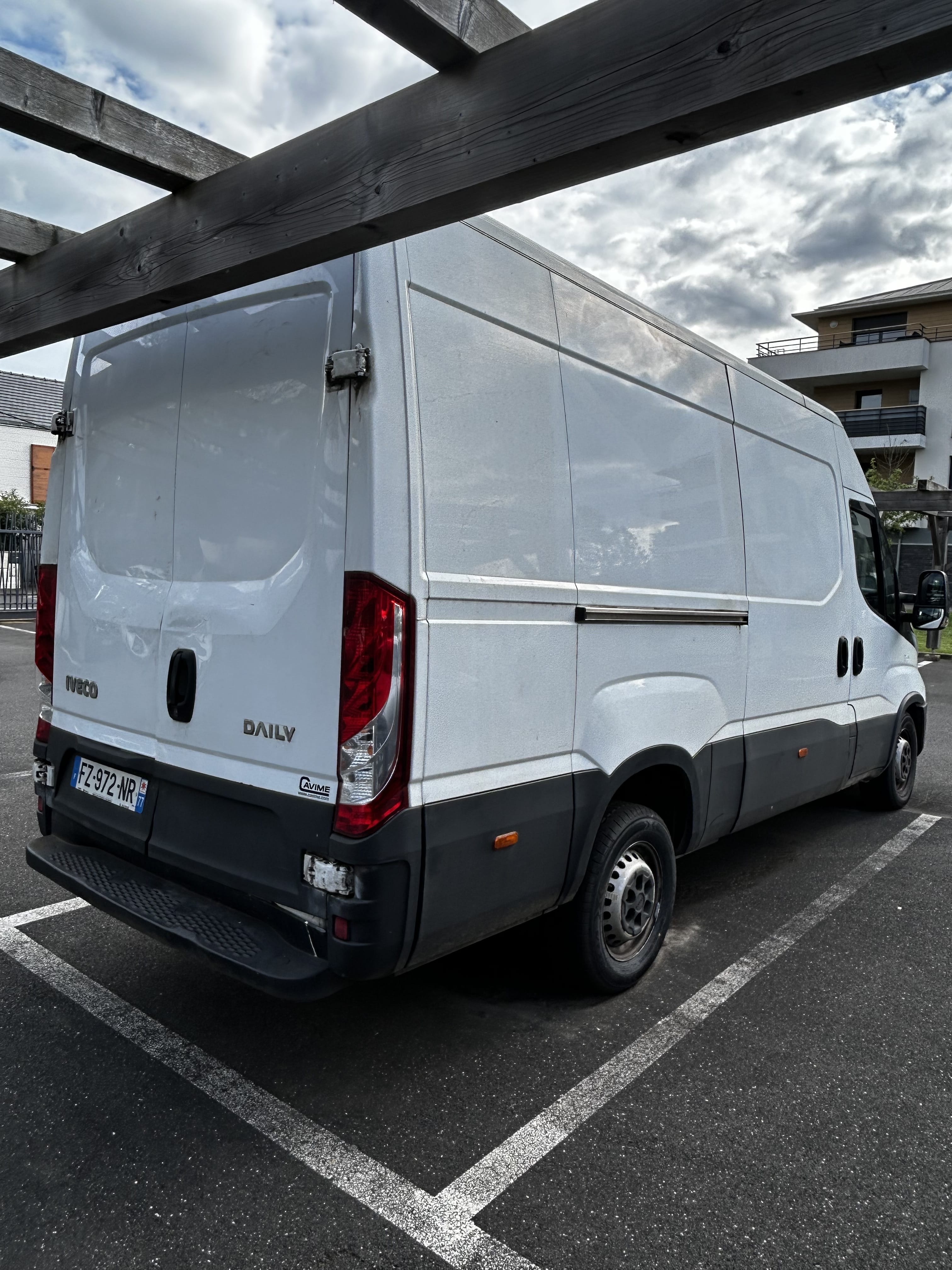 Iveco Daily Fourgon avec Régulateur de vitesse