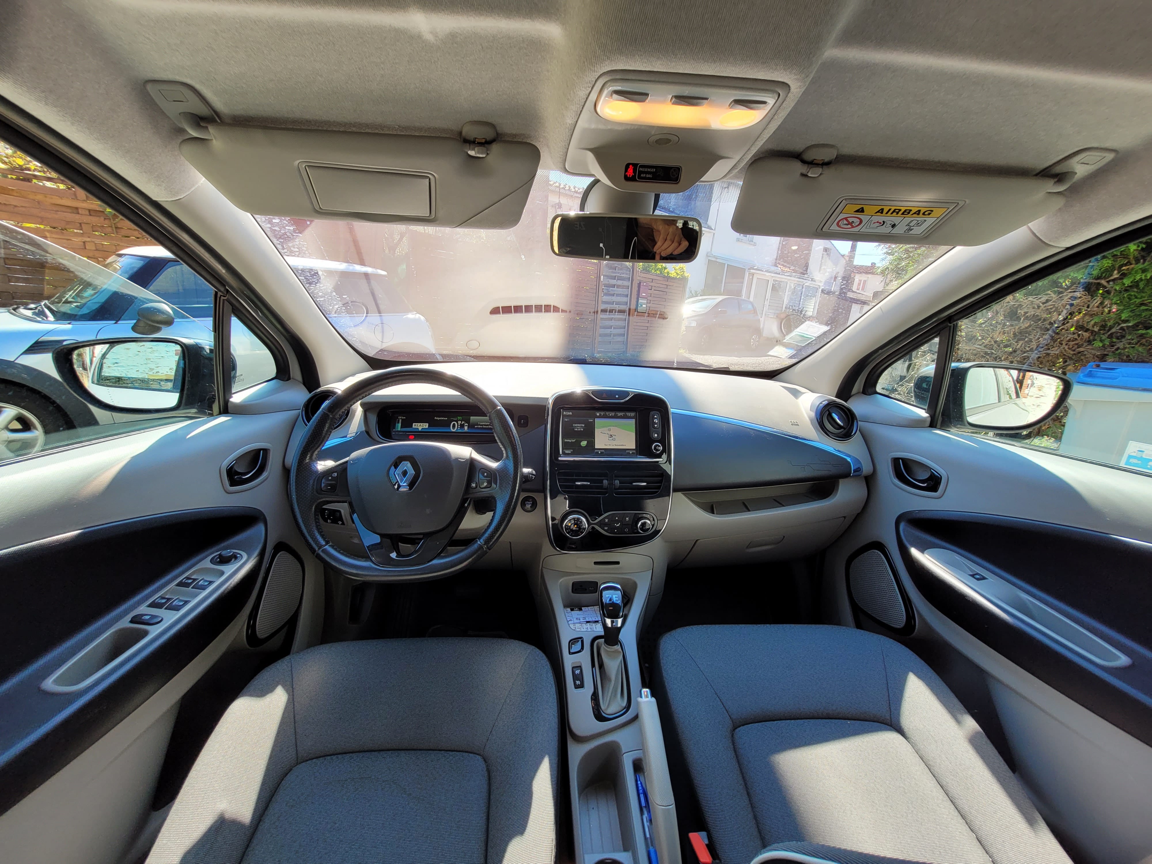 Renault ZOE avec GPS