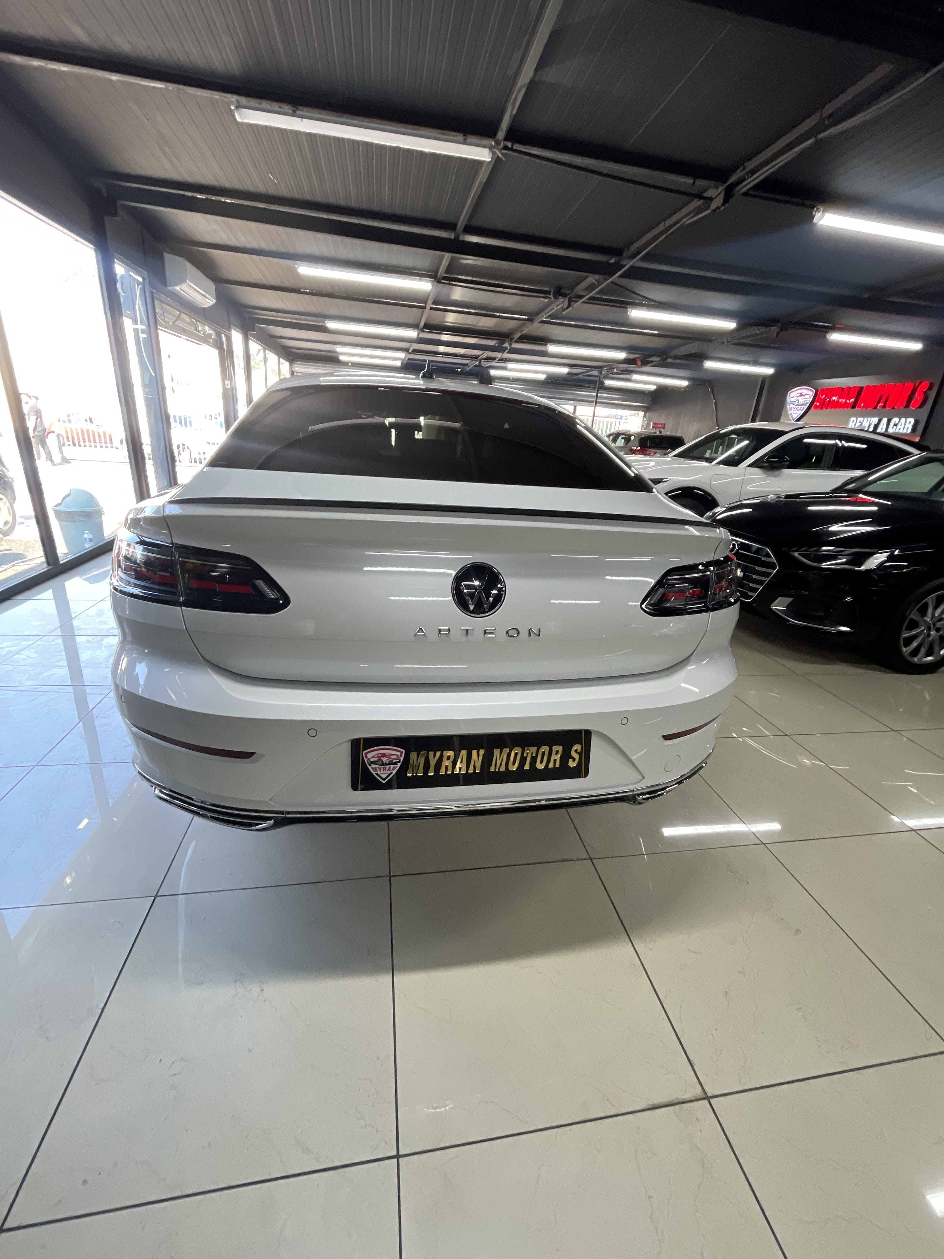 Volkswagen Arteon met GPS