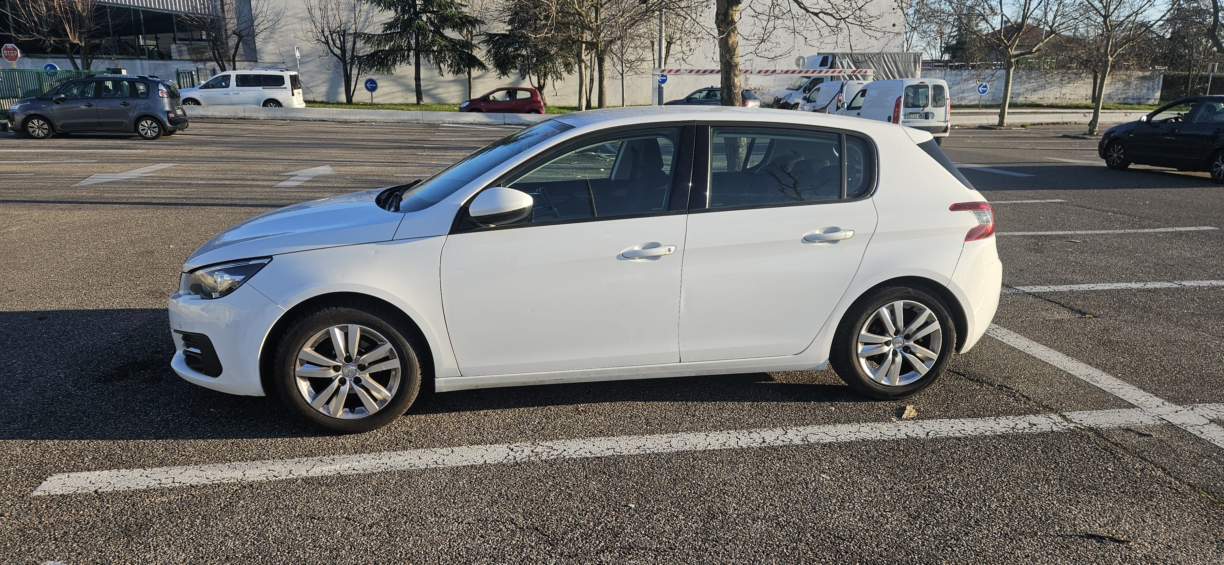 Peugeot 308 avec Climatisation