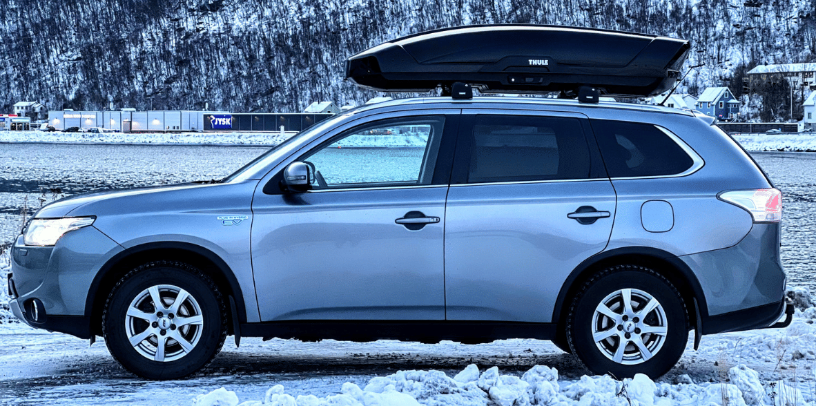 Mitsubishi Outlander Hybrid med Aircondition