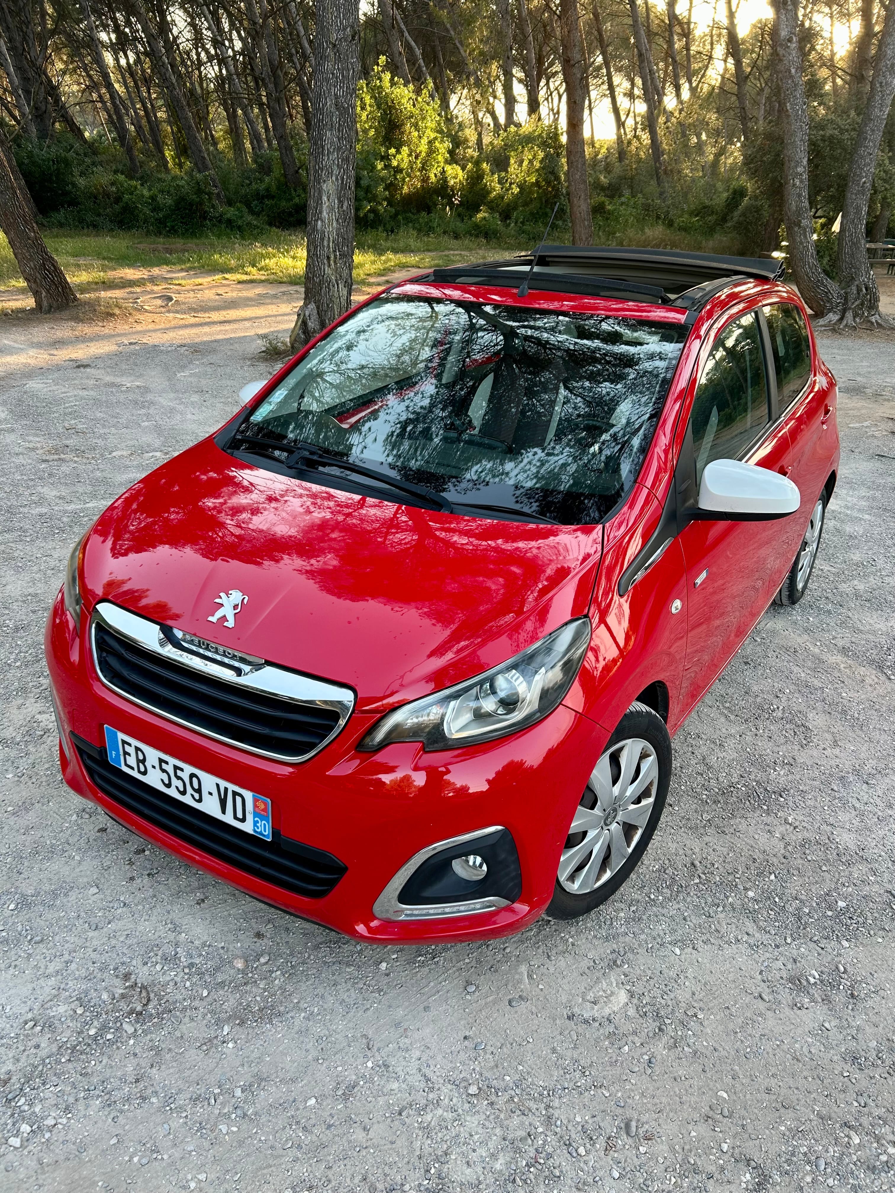 Peugeot 108 Aéroport + toit ouvrant, 2016, Essence 95