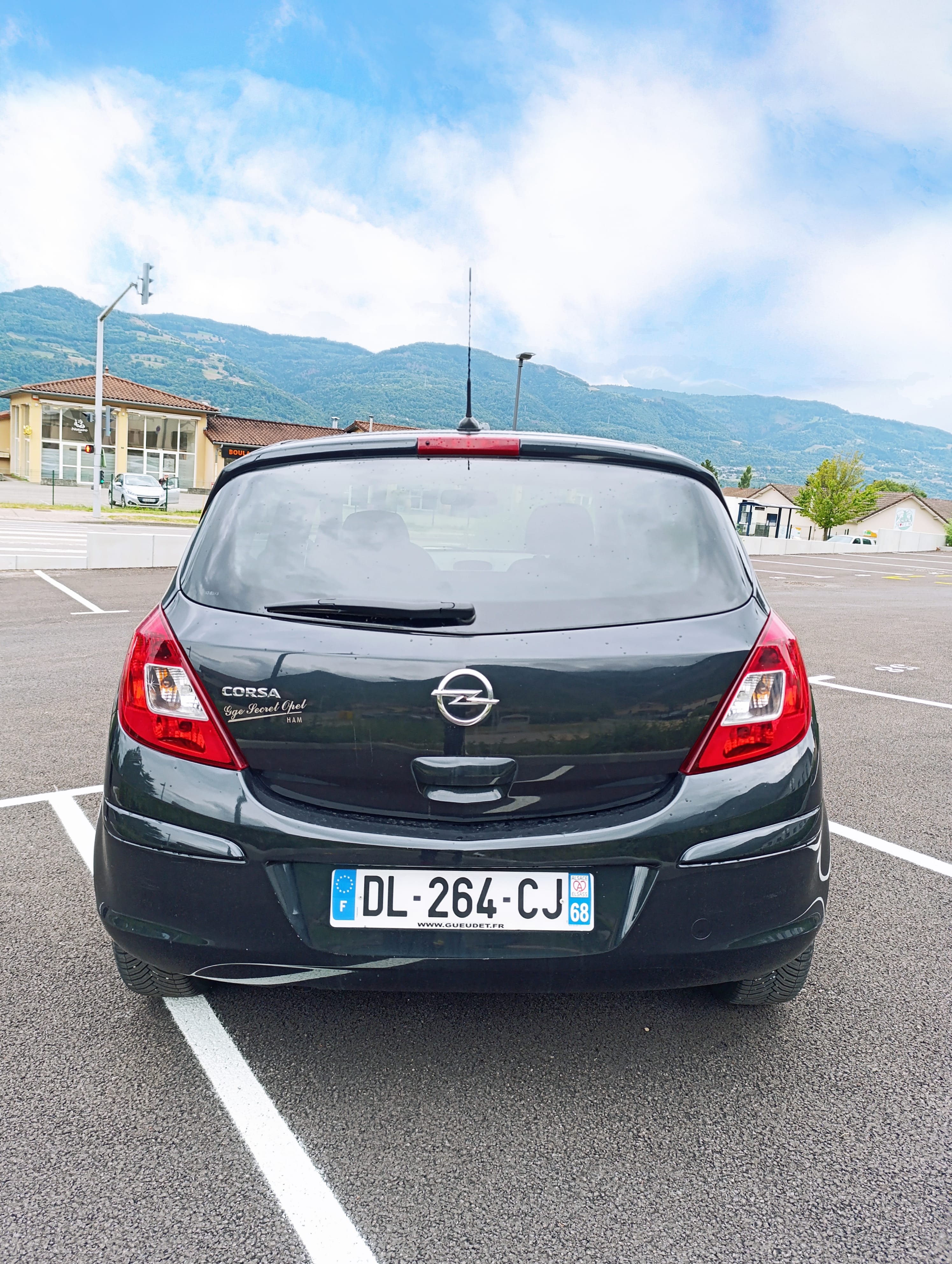 Opel Corsa avec GPS