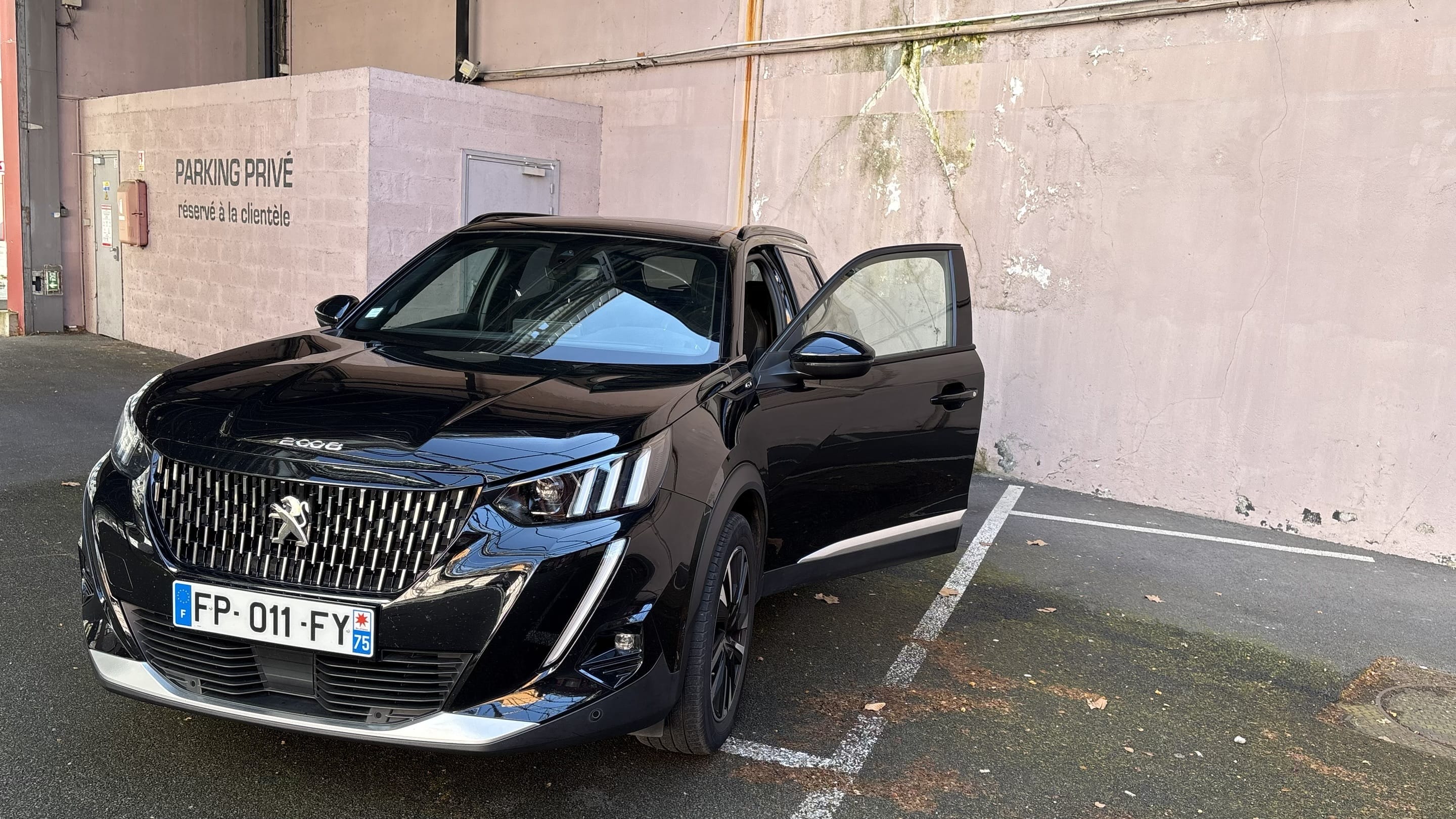 Peugeot 2008, 2020, Essence 95, automatique