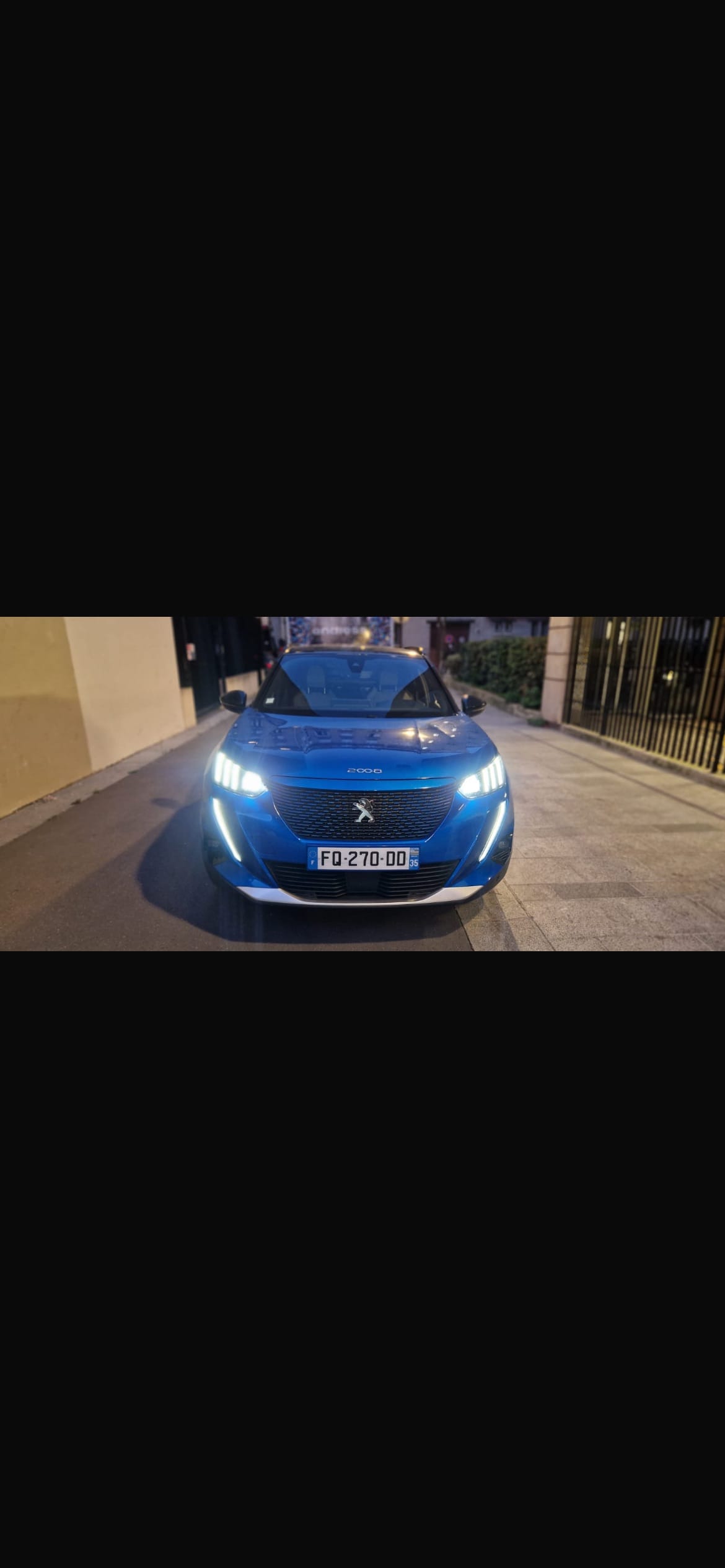 Peugeot e-2008 avec Entrée audio / iPod