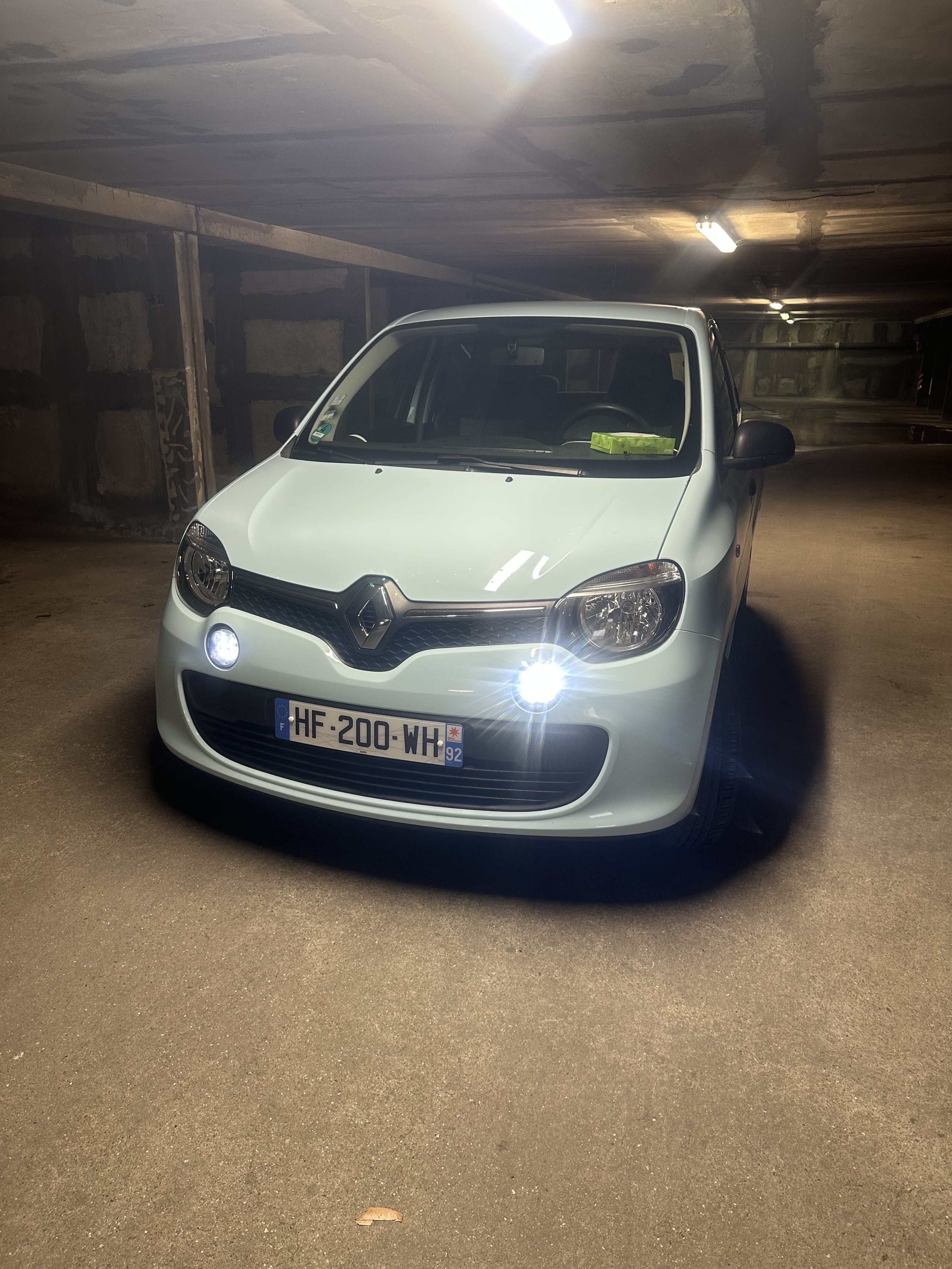 Renault Twingo III avec Entrée audio / iPod