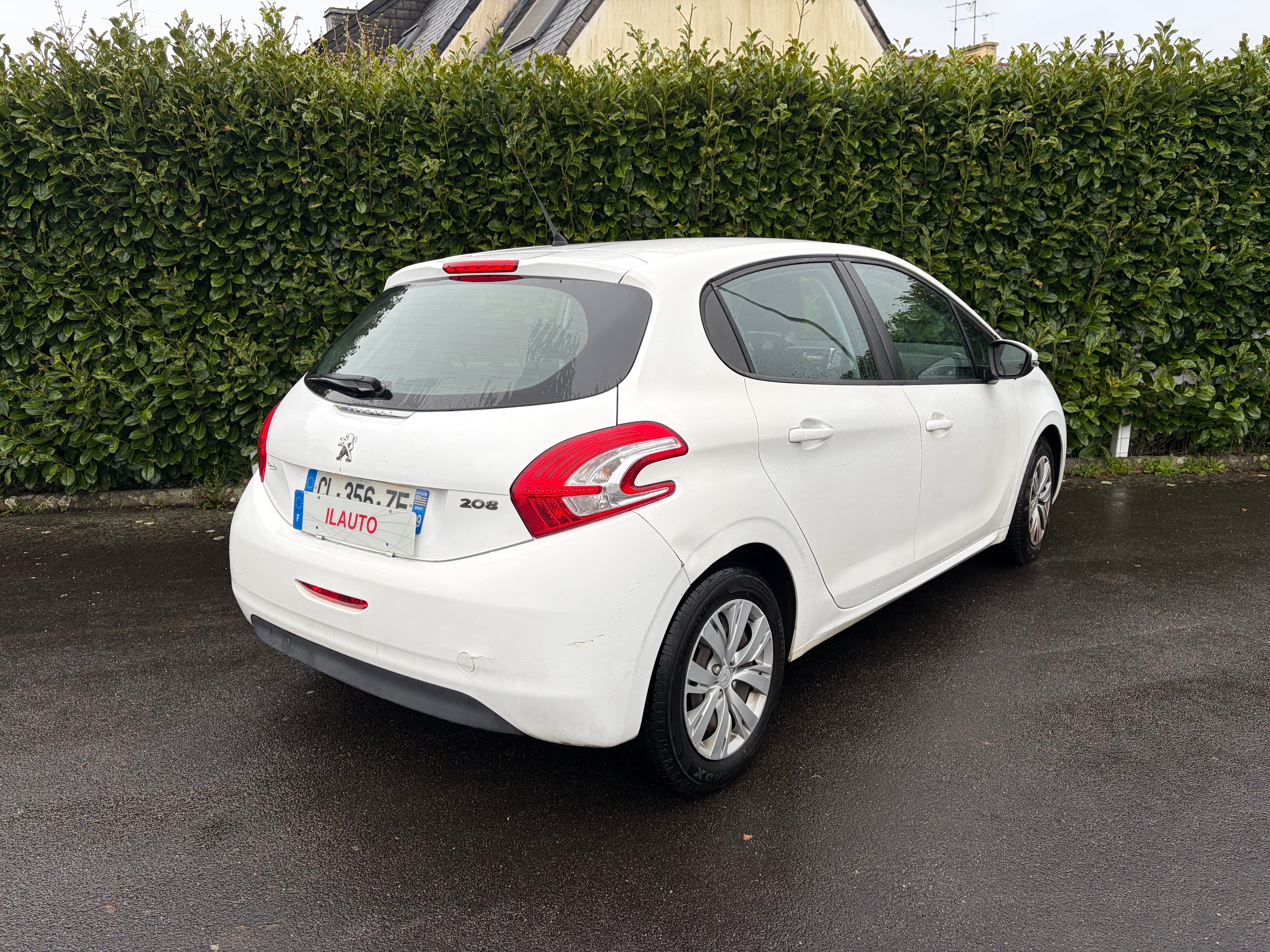 Peugeot 208