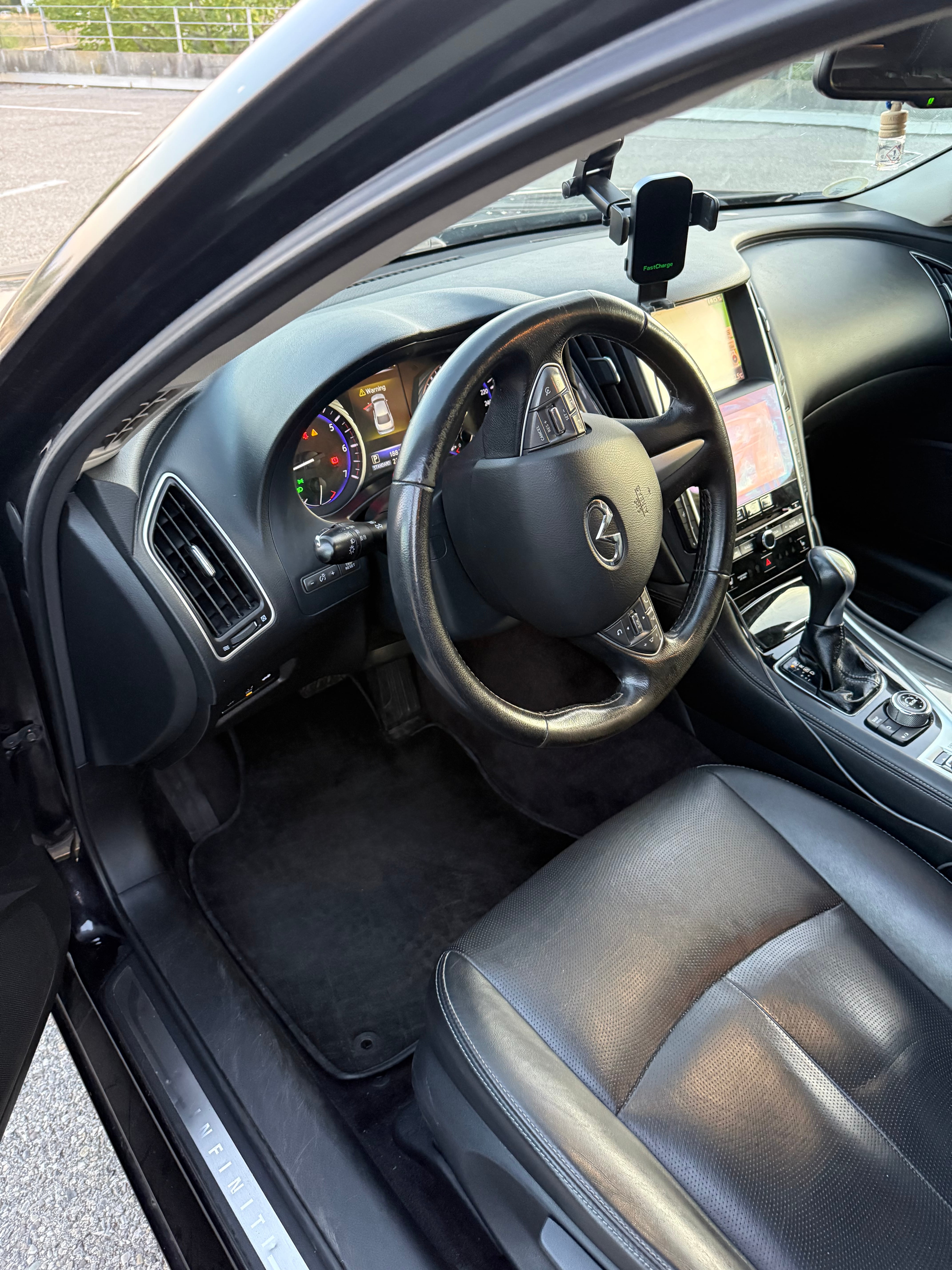 Infiniti Q50 Premium 2.2D avec Régulateur de vitesse