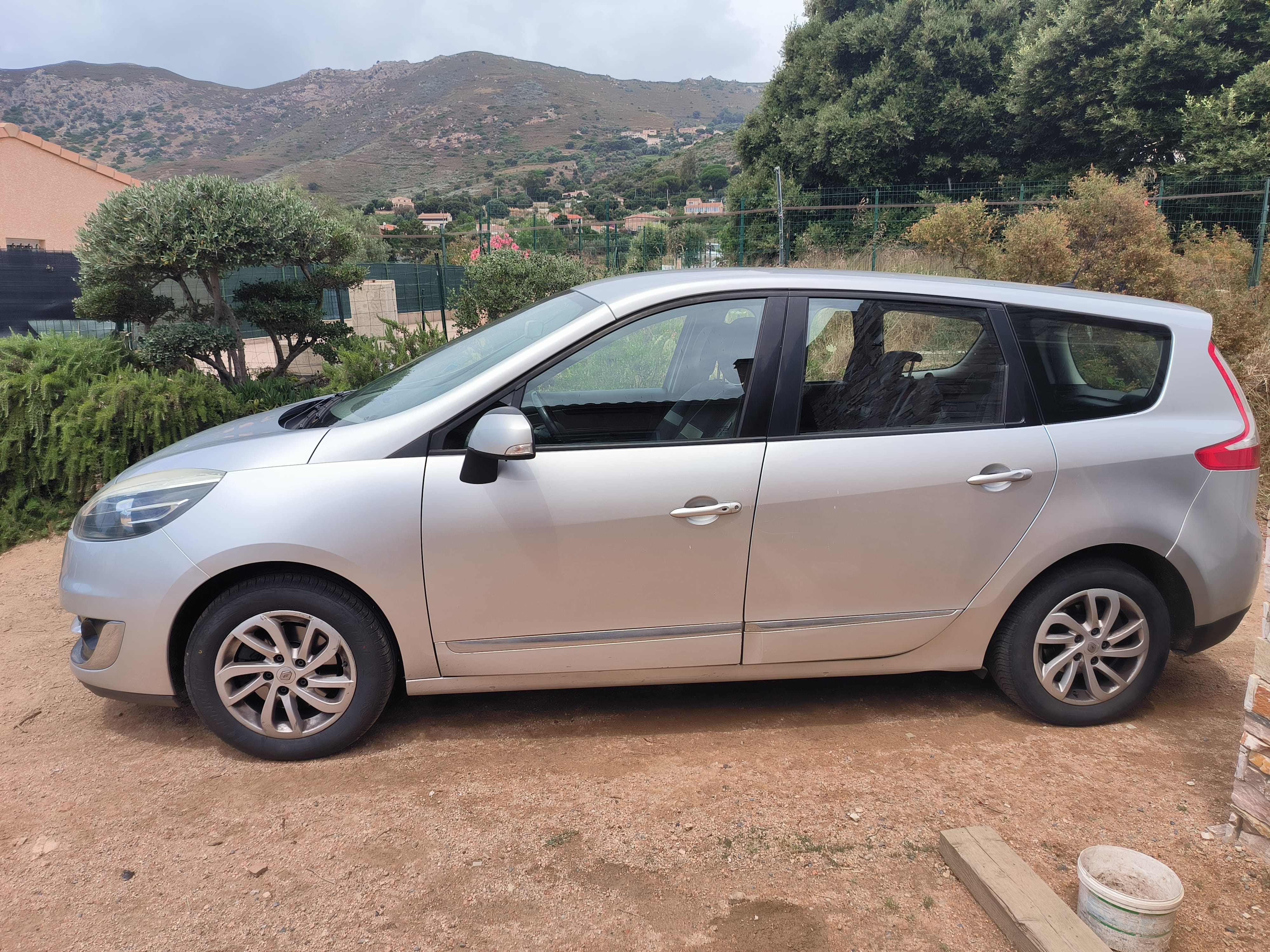 Renault Mégane Scenic avec GPS