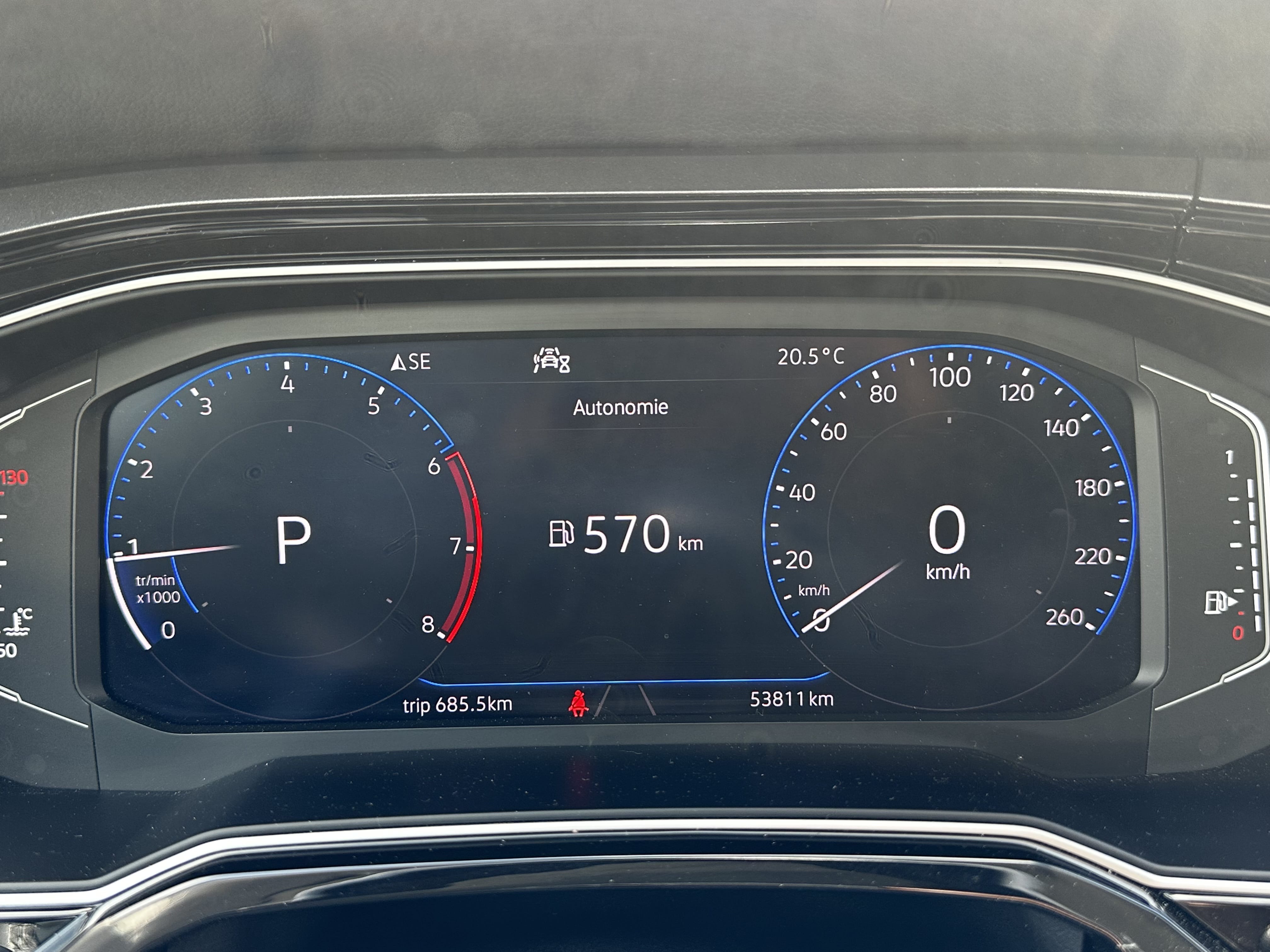 Volkswagen Polo R-Line DSG - Sportive, confortable et automatique !