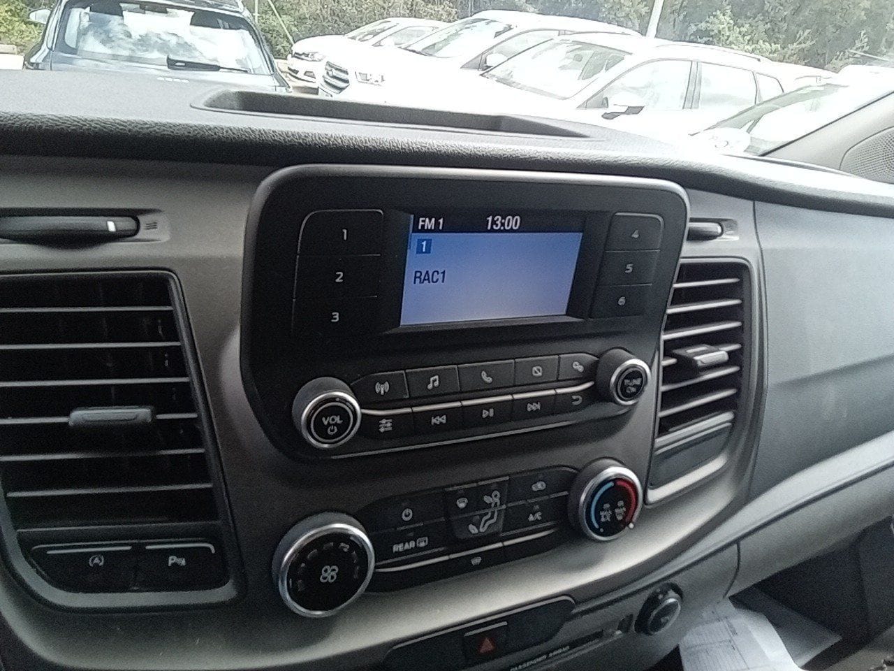 Ford Transit Custom Kombi 9 plazas with Bluetooth audio