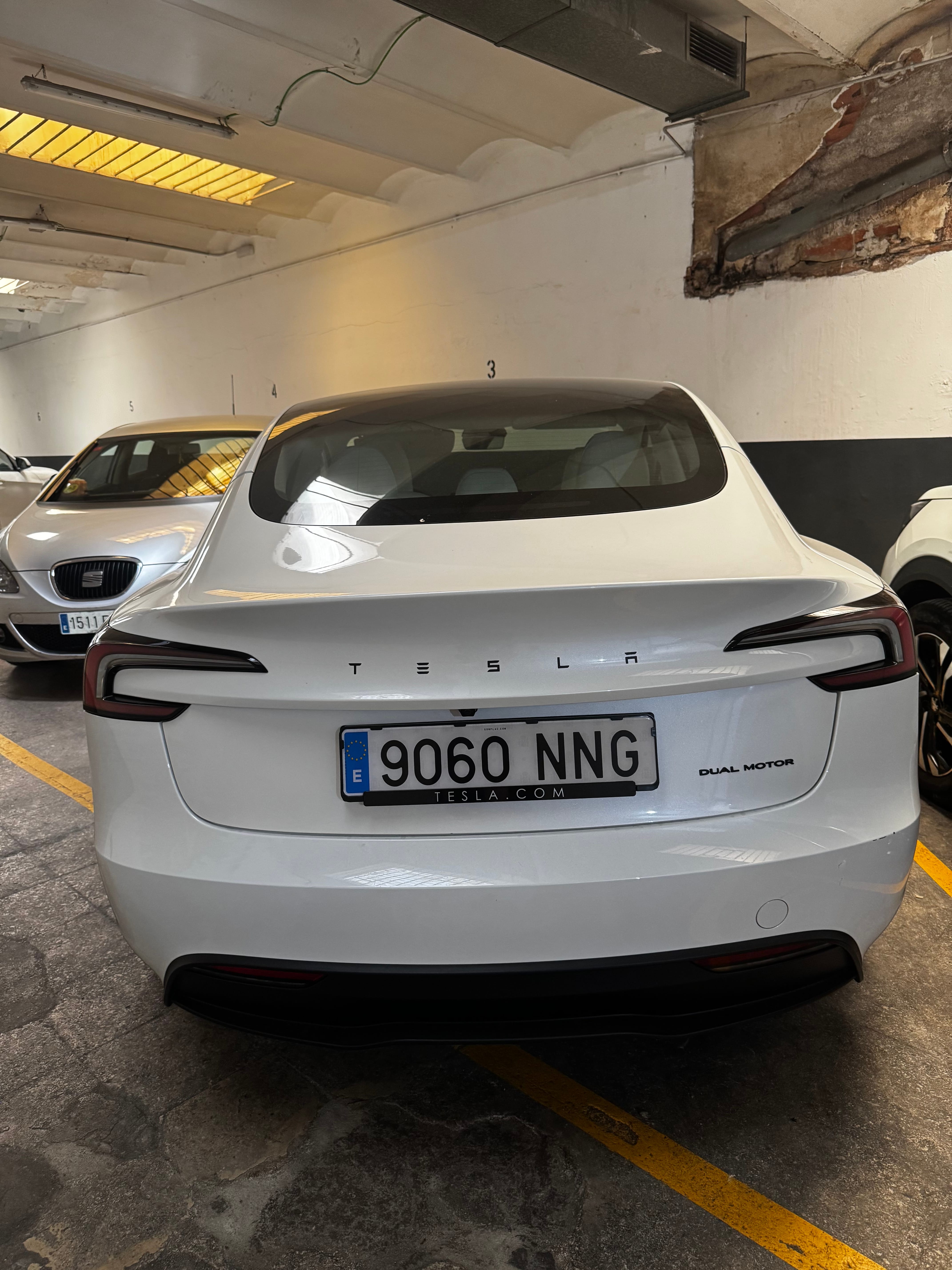 Tesla Model 3 Long Range con Dashcam