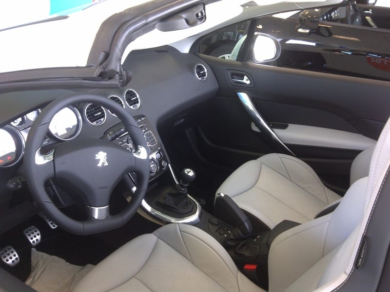 Peugeot 308 CC avec GPS