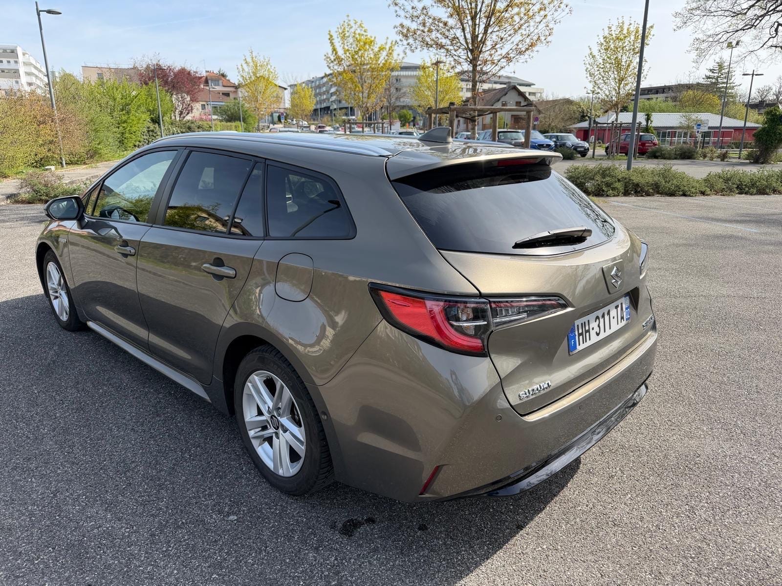 Suzuki Swace avec Caméra de recul