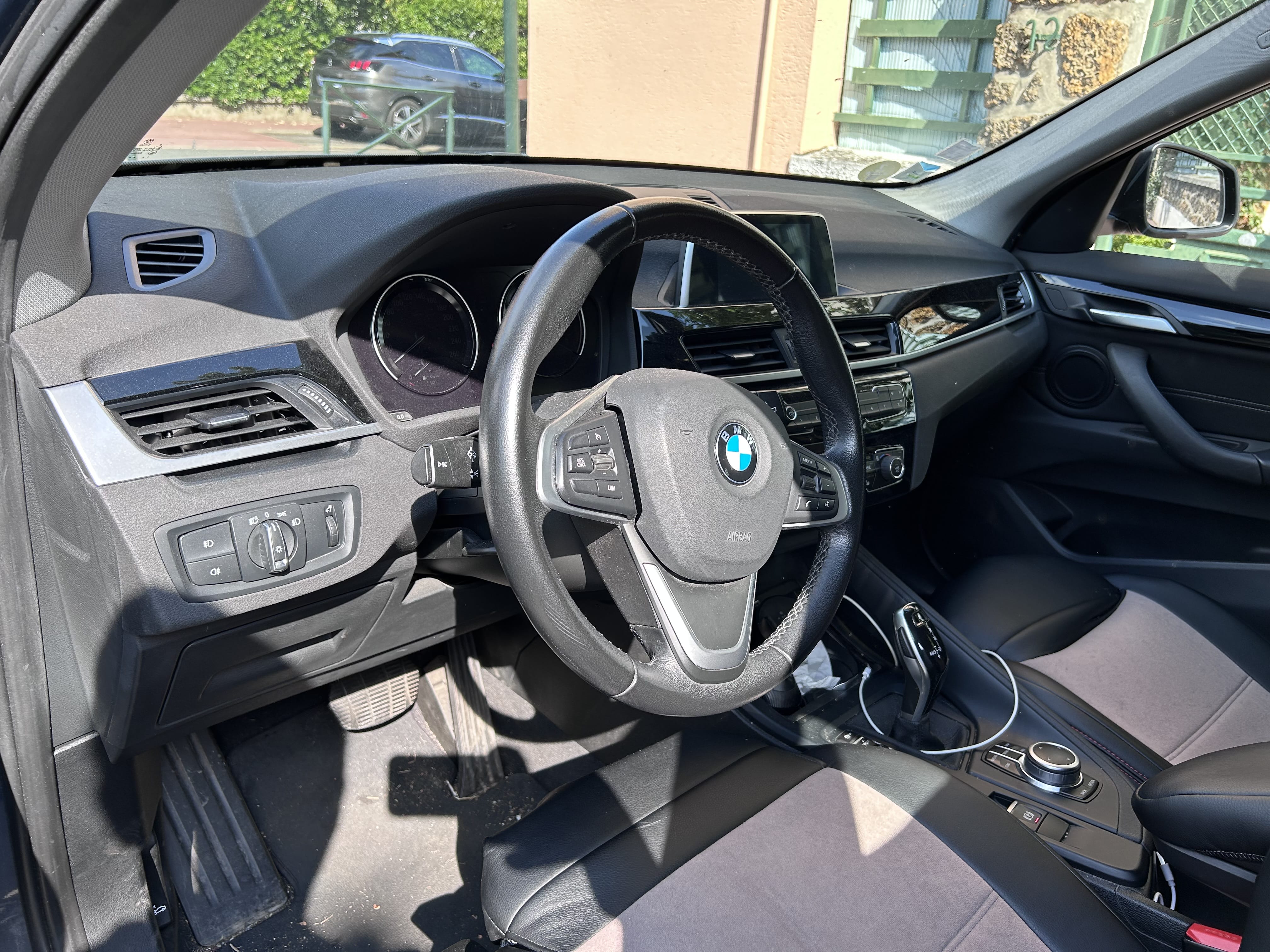 BMW X1 xDrive18d 4 roues motrices, boîte auto, 150 chevaux avec Régulateur de vitesse