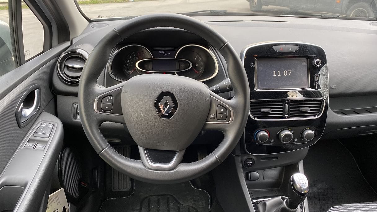 Renault Clio 603 avec Régulateur de vitesse