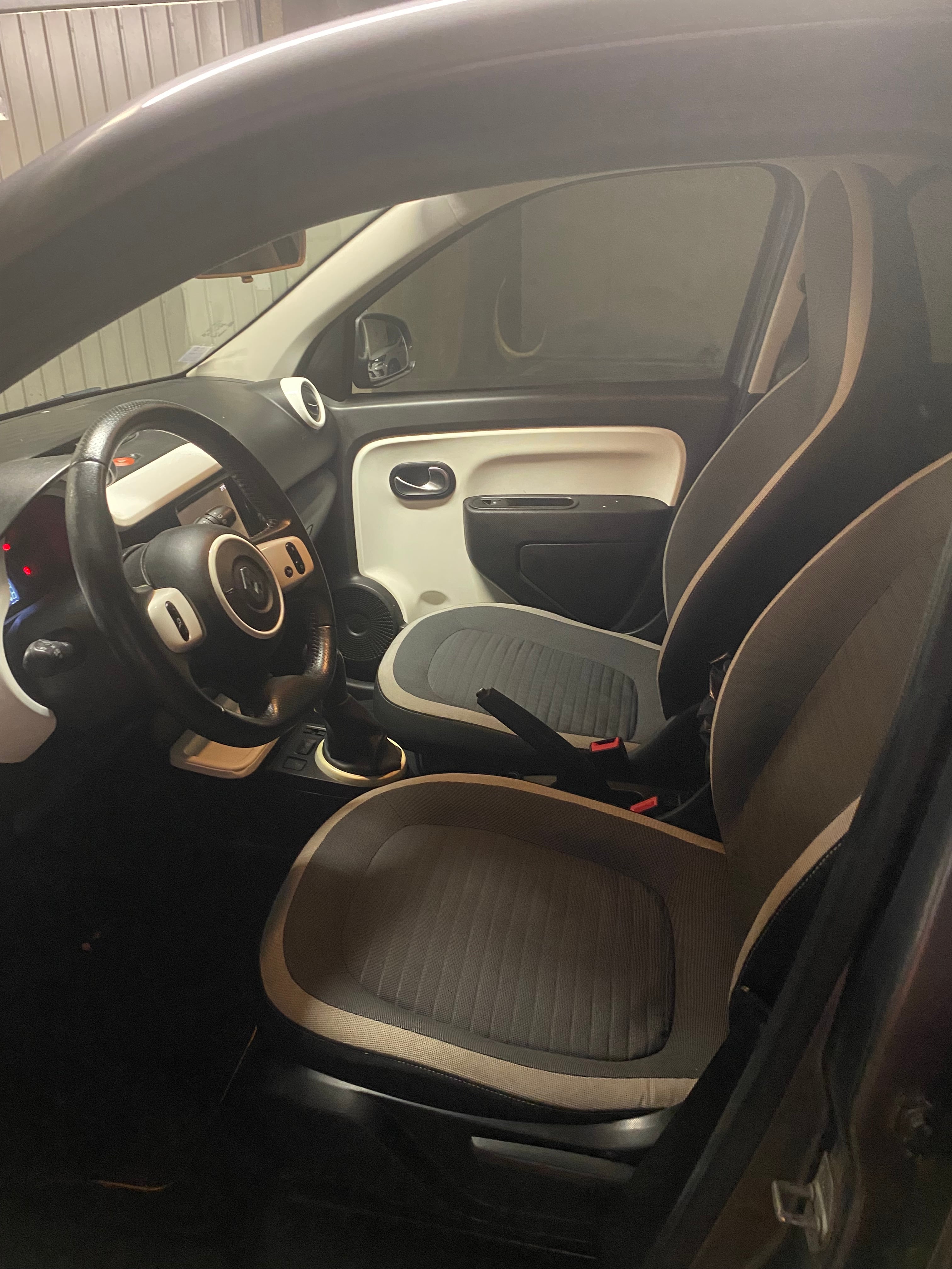Renault Twingo with GPS
