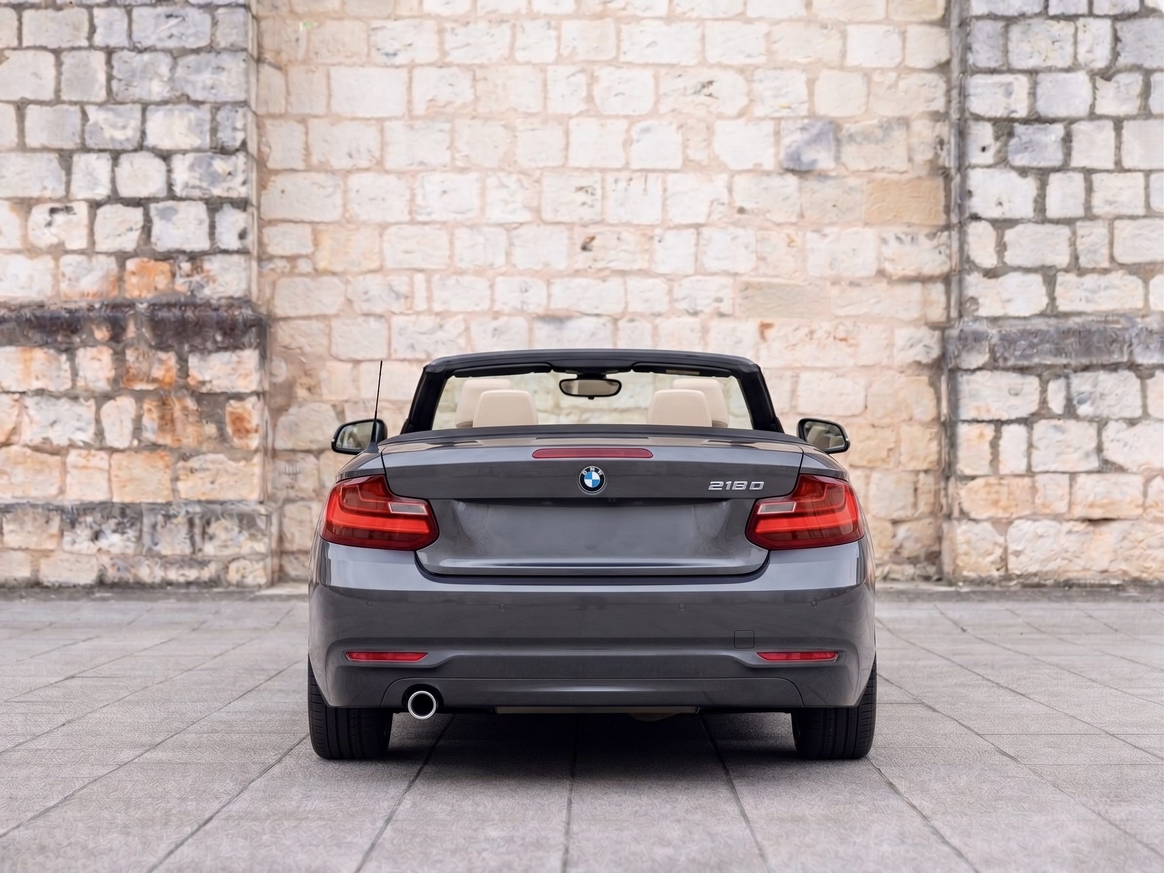 BMW Série 2 Cabriolet 218D avec GPS