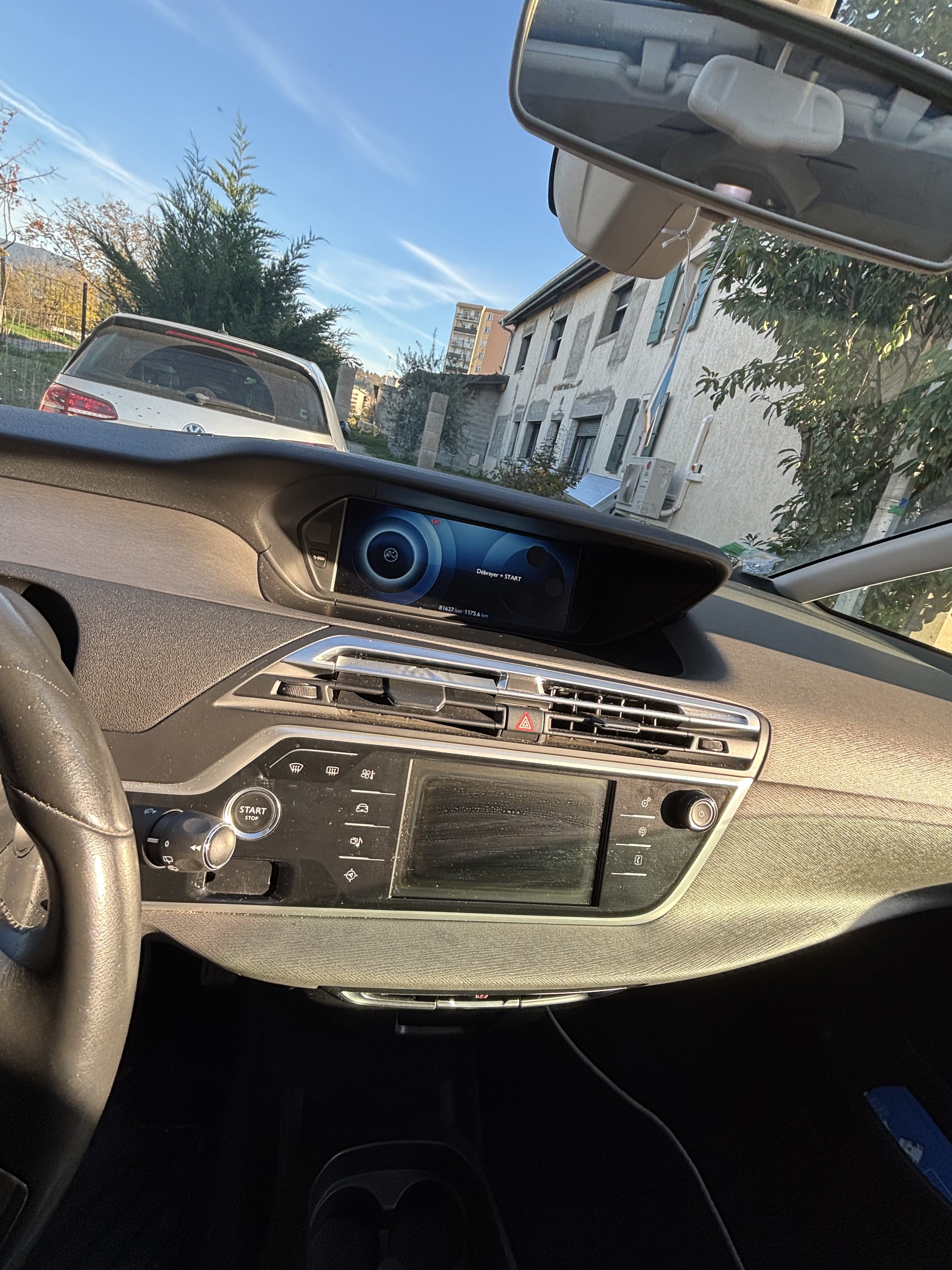 Citroen C4 Picasso 1.6 THP exclusif essence avec Siège bébé