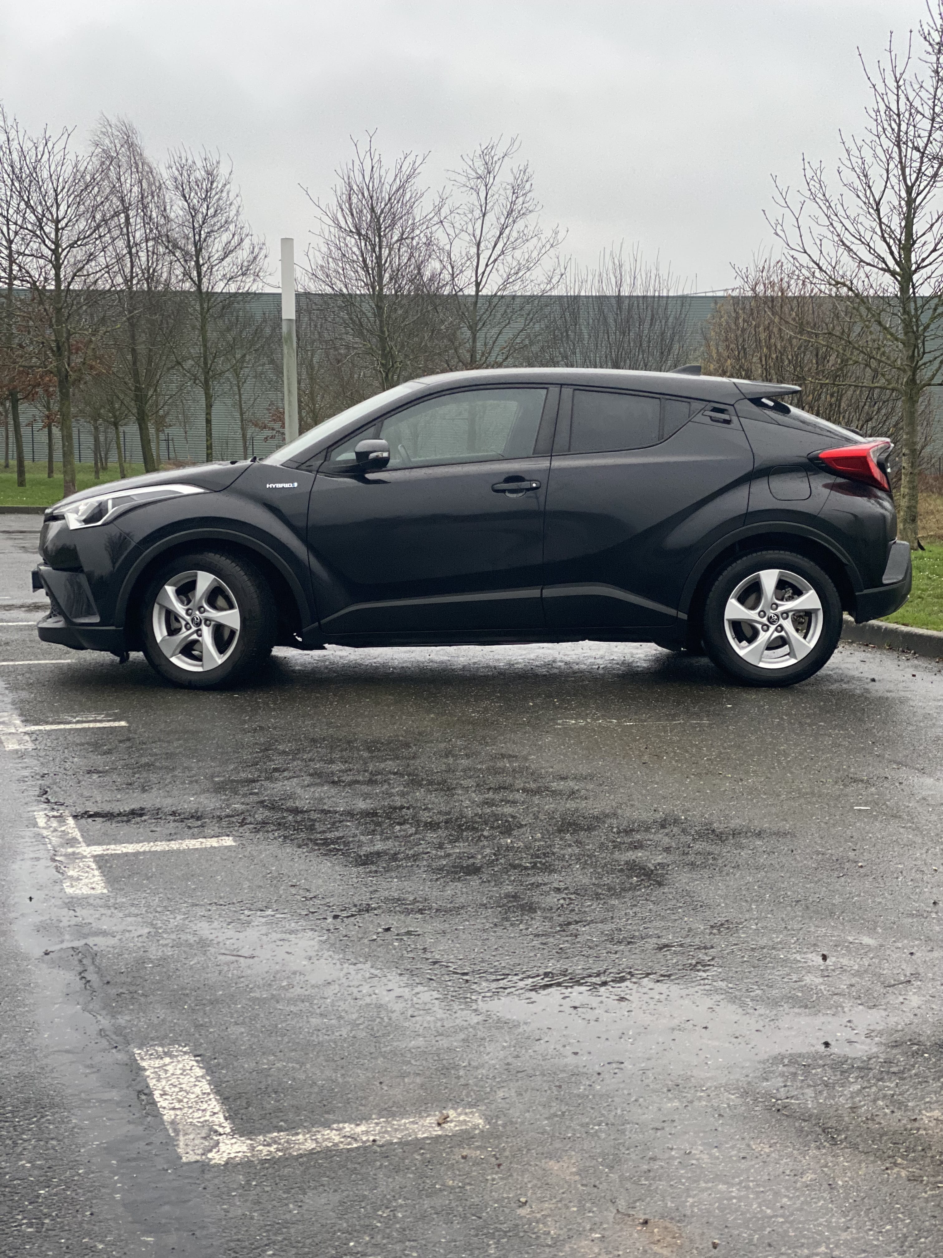 Toyota C-HR Hybride avec Climatisation