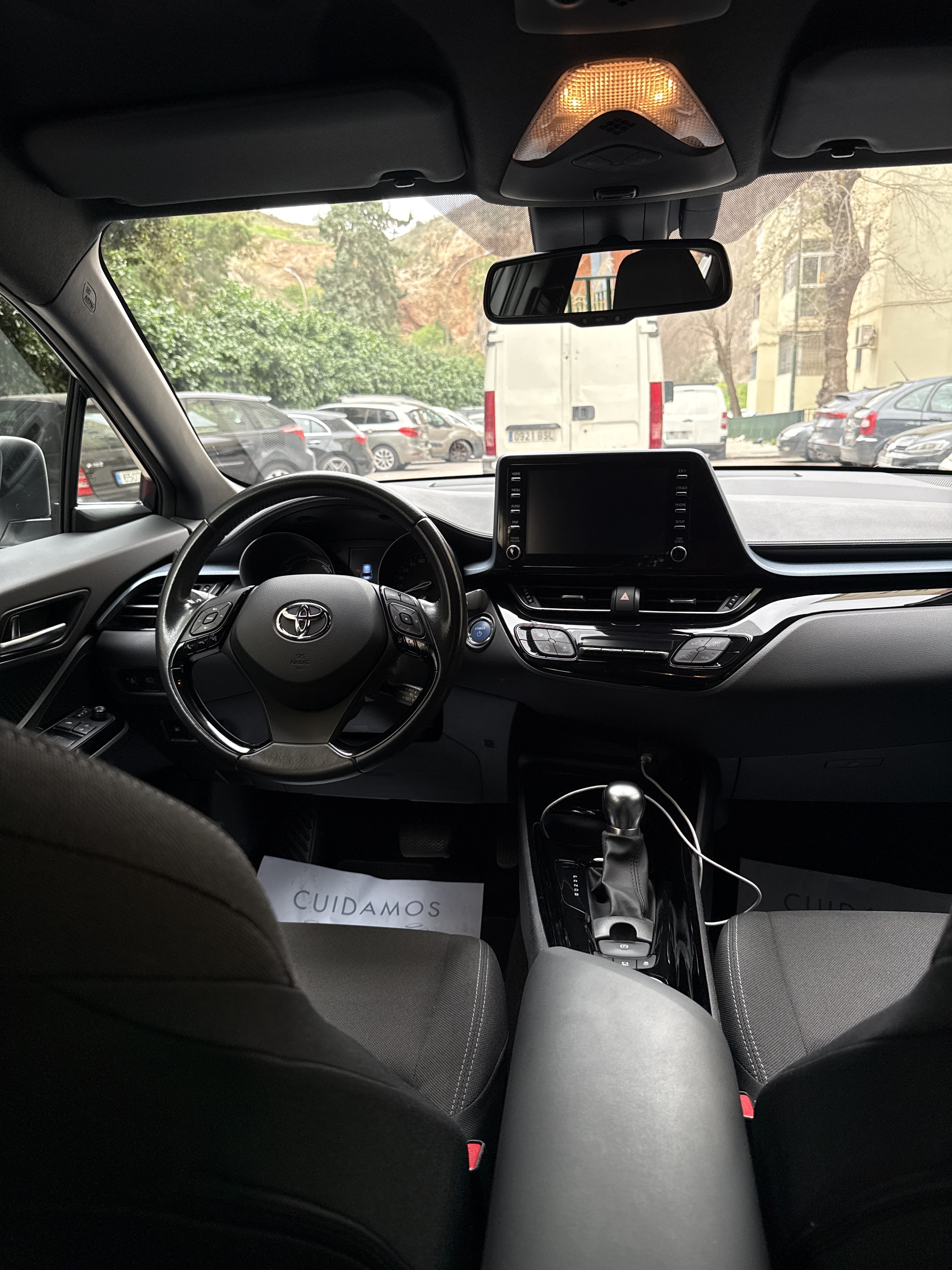 Toyota C-HR Hybrid 1.8 advance avec Régulateur de vitesse