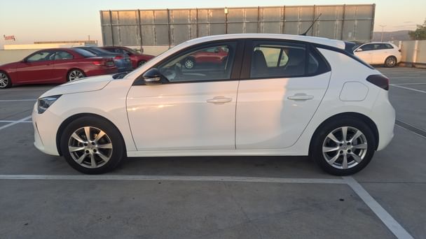 Opel Corsa 1.2 75 CV Edition 5 puertas - 0016MFZ con Aire acondicionado