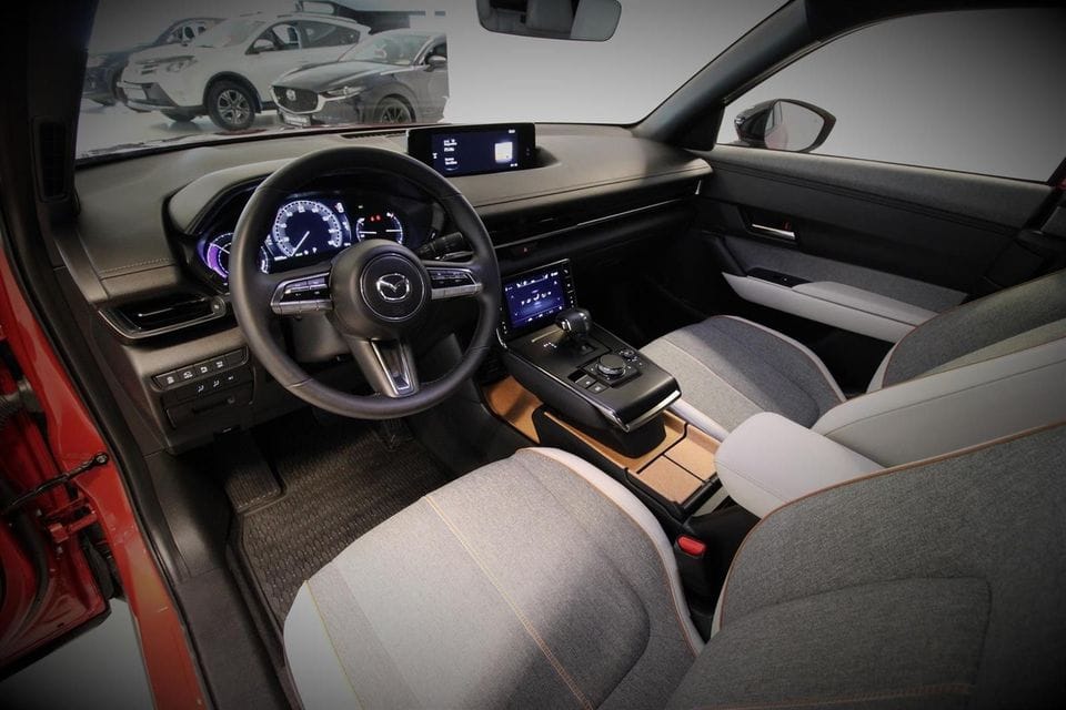 Mazda MX-30 med GPS