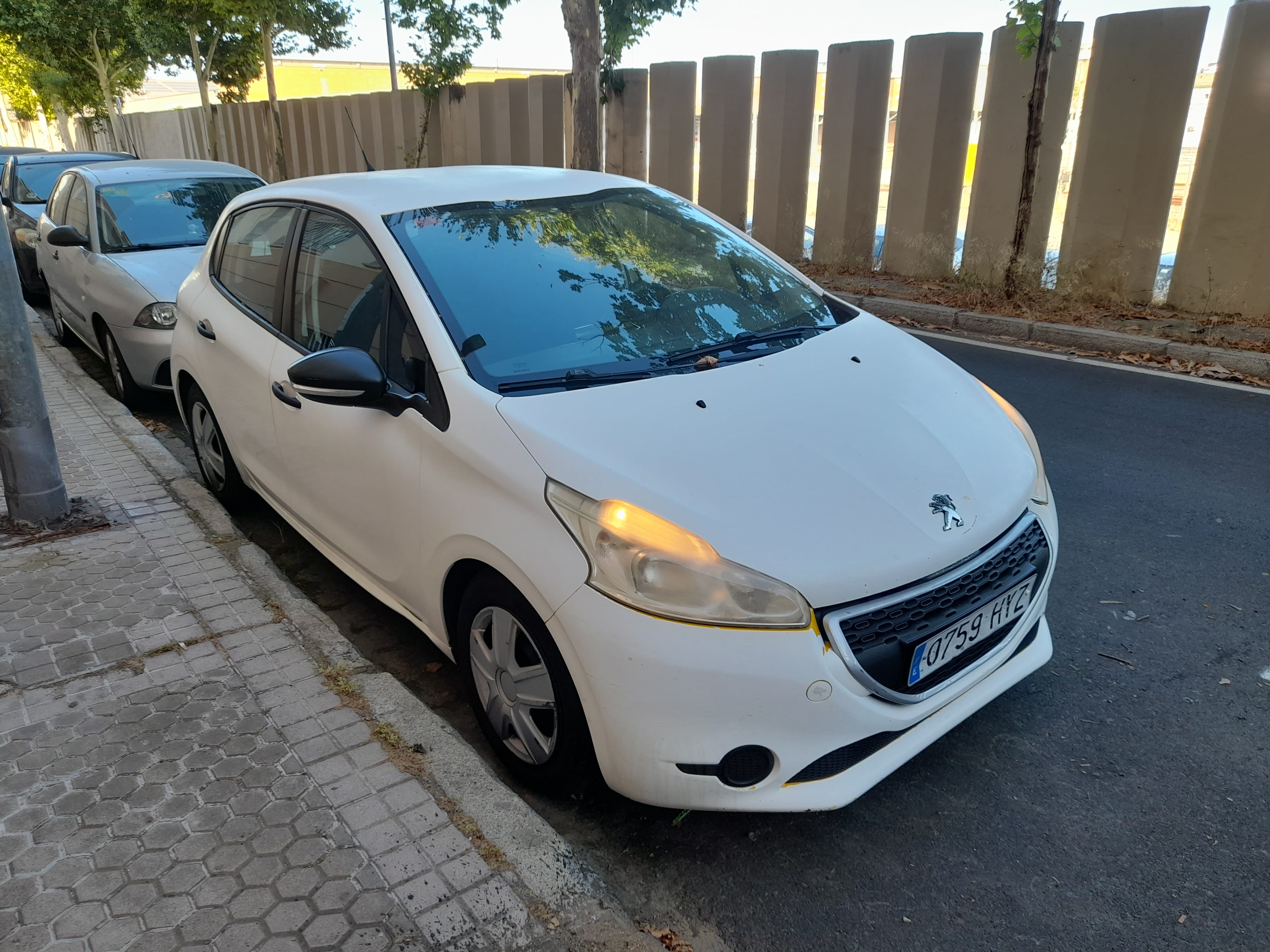 Peugeot 208, 2014, Diesel