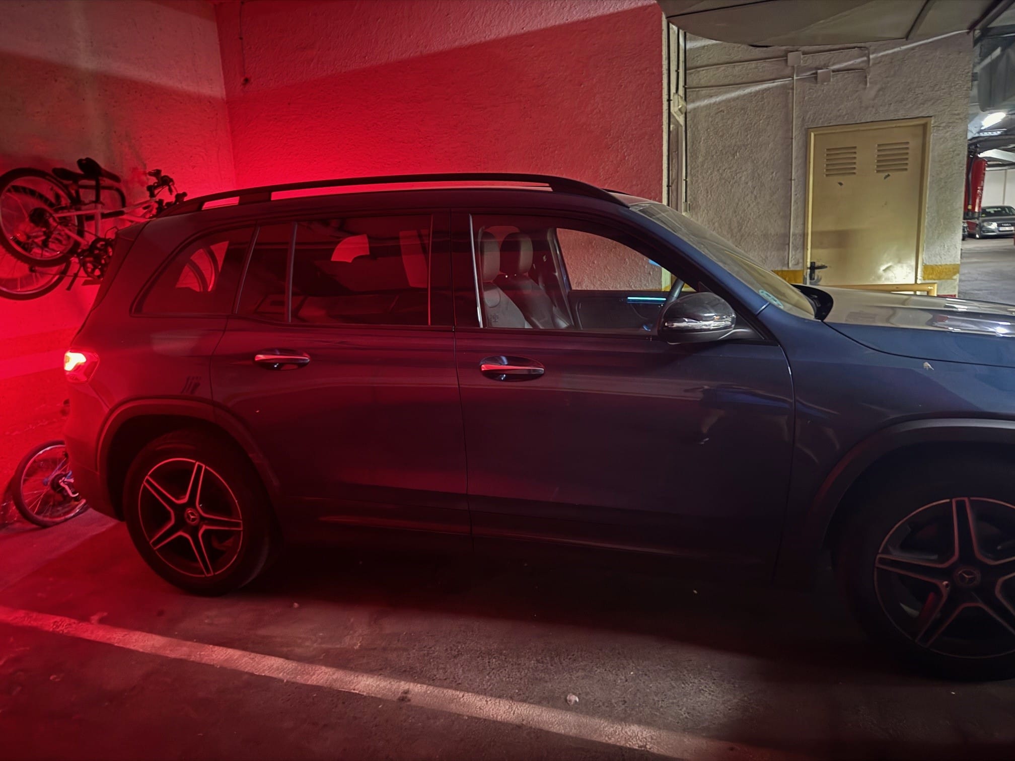 Mercedes-Benz GLB 250 con GPS