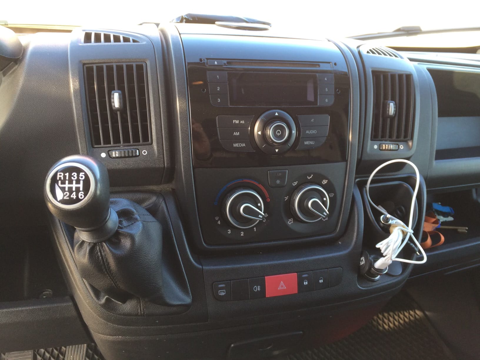 Peugeot Boxer 2,2 HDI / boîte 6 / caméra de recul
