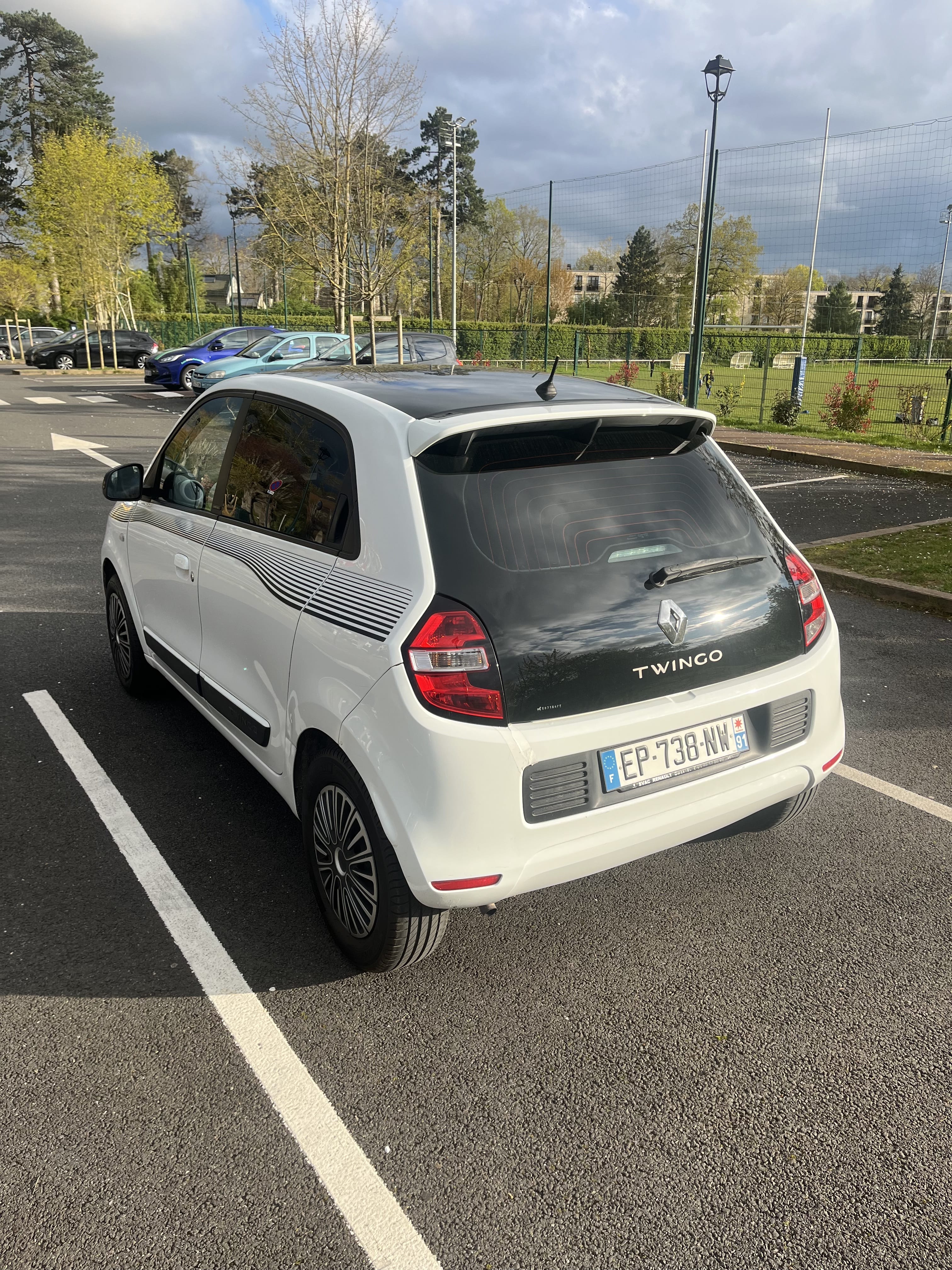 Renault Twingo III 1.0 sce avec Climatisation